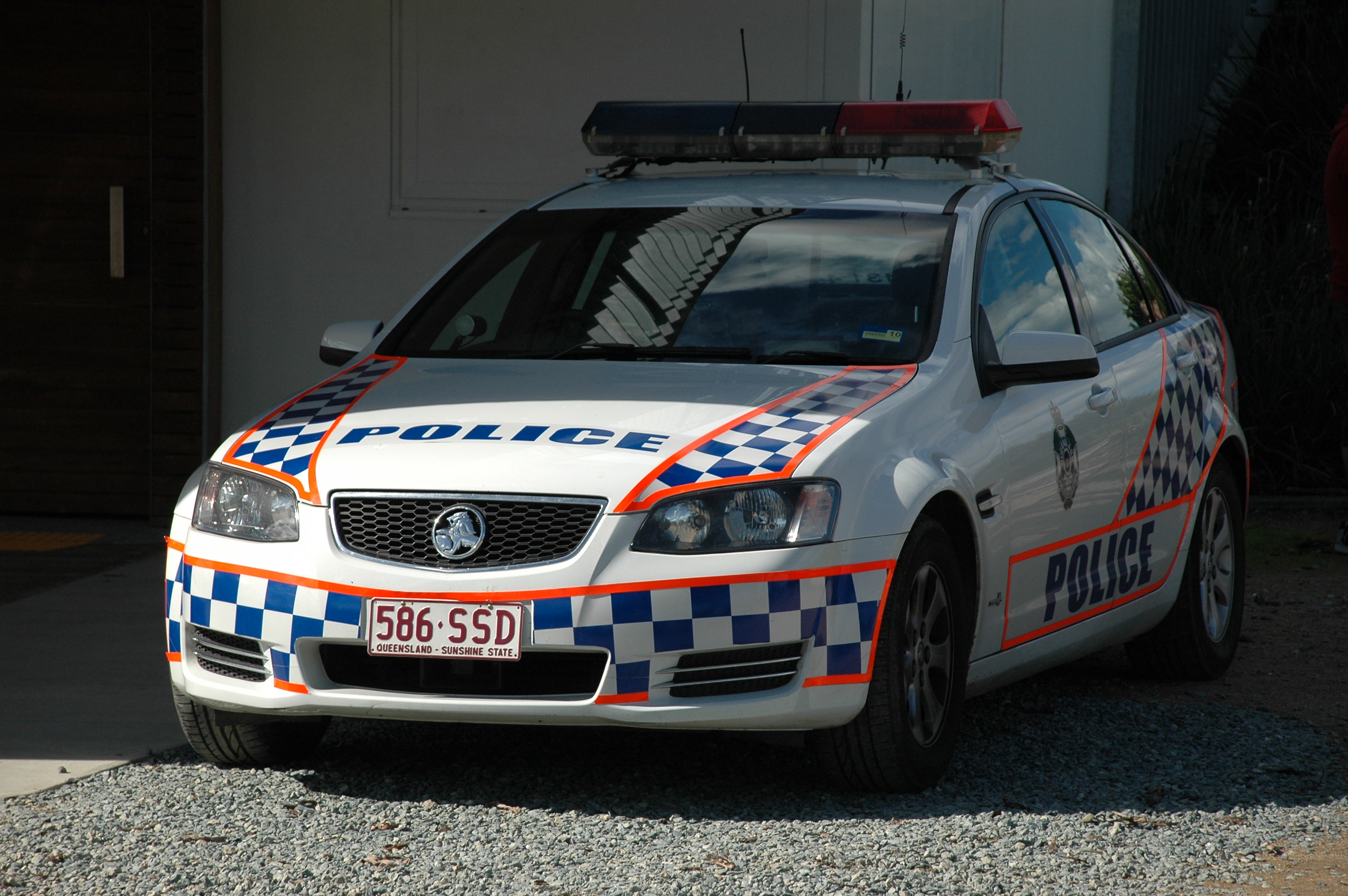 Vehicles Police 3008x2000