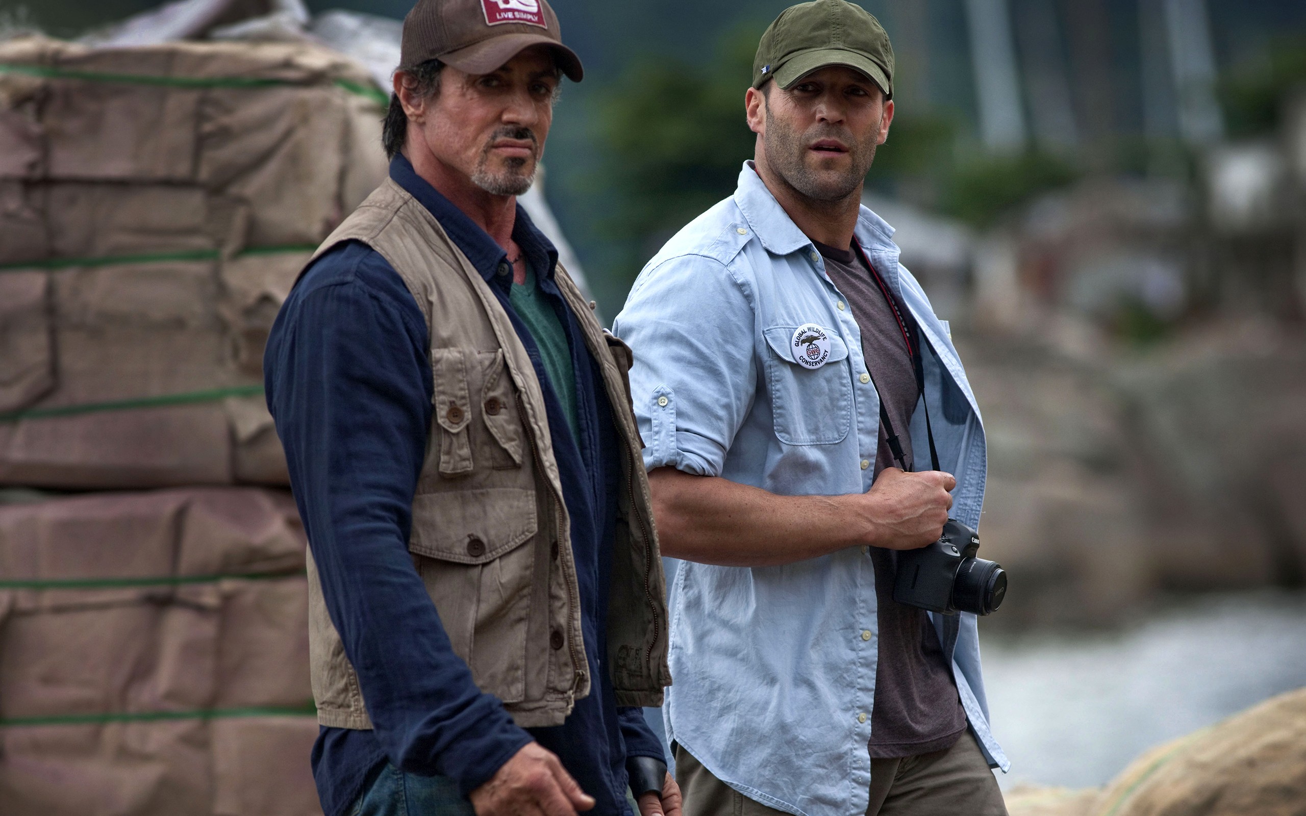 Actor Jason Statham Sylvester Stallone Men Men Outdoors Looking At Viewer Movie Scenes 2560x1600