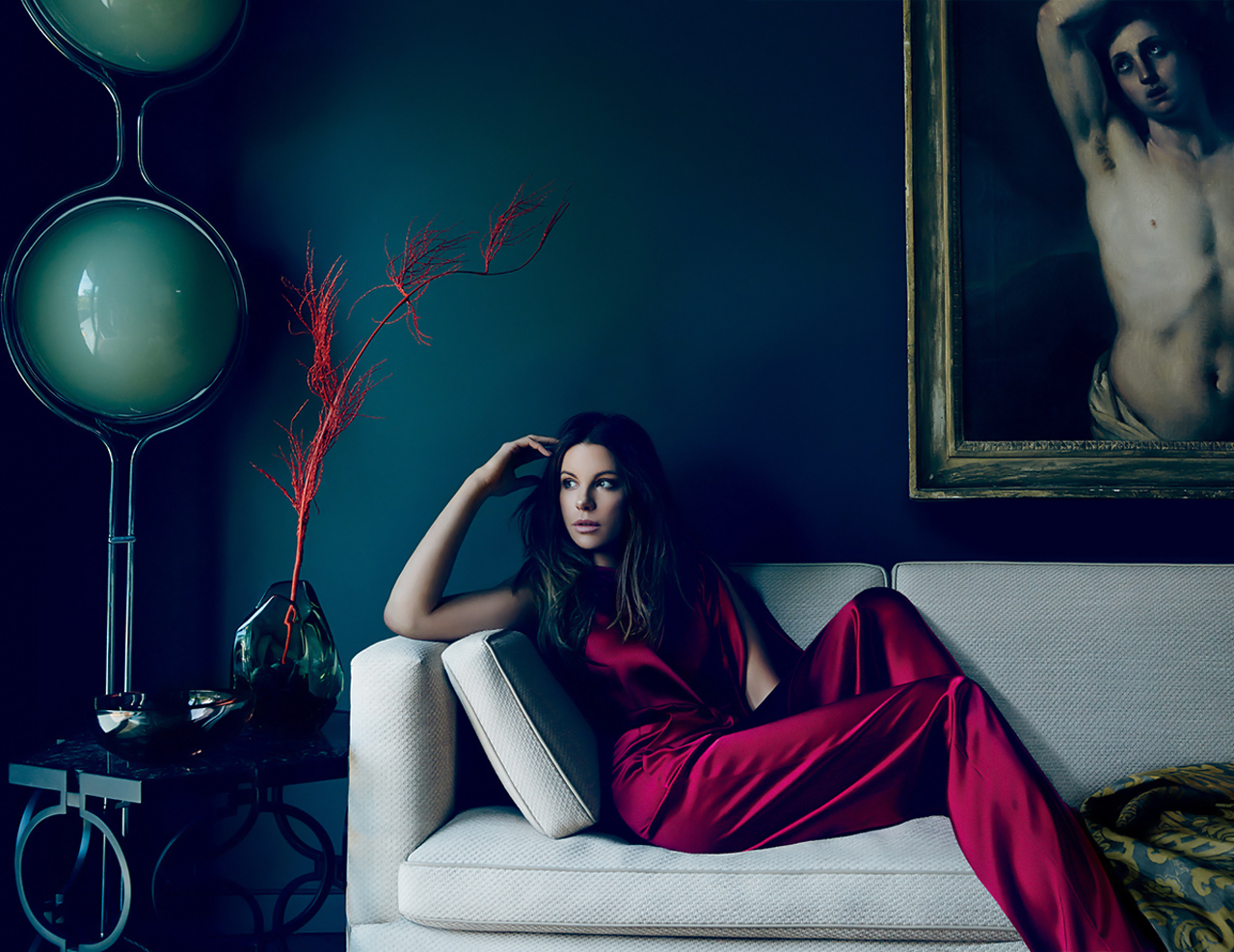 Kate Beckinsale Actress Women Red Pants Looking Away 1280x988