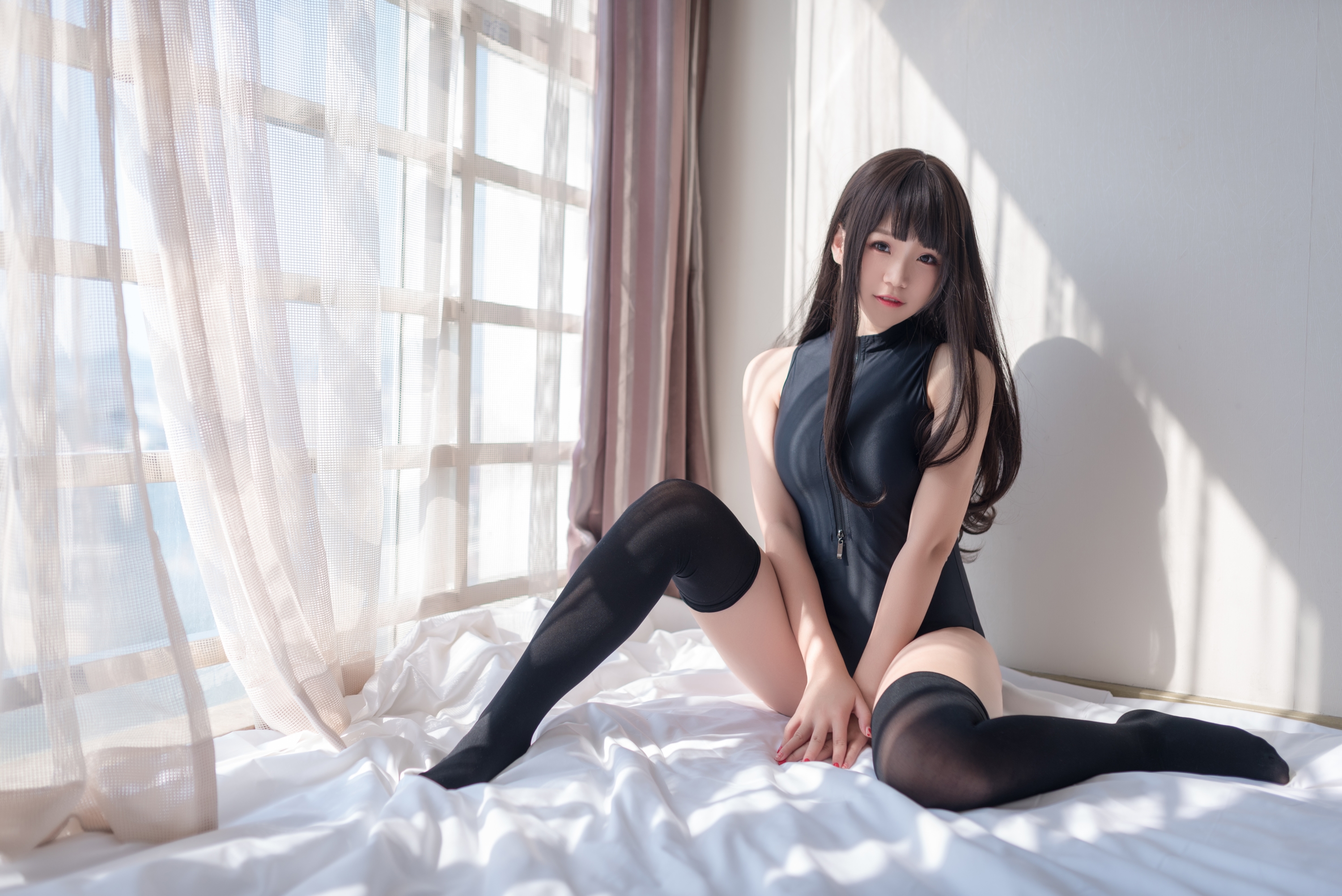 Yoko Cos Women Asian Model Brunette Lipstick Smiling Zipper Thigh Highs Knee Highs Sitting In Bed Wi 3000x2003