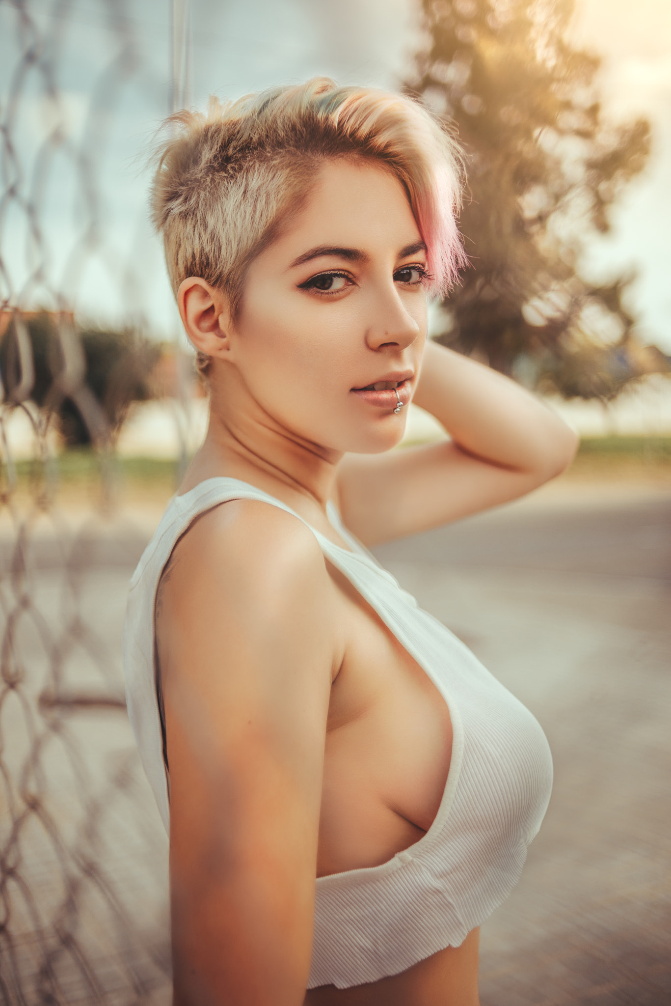 Short Hair Women Model Women Outdoors Urban Ruben Cid 1367x2048