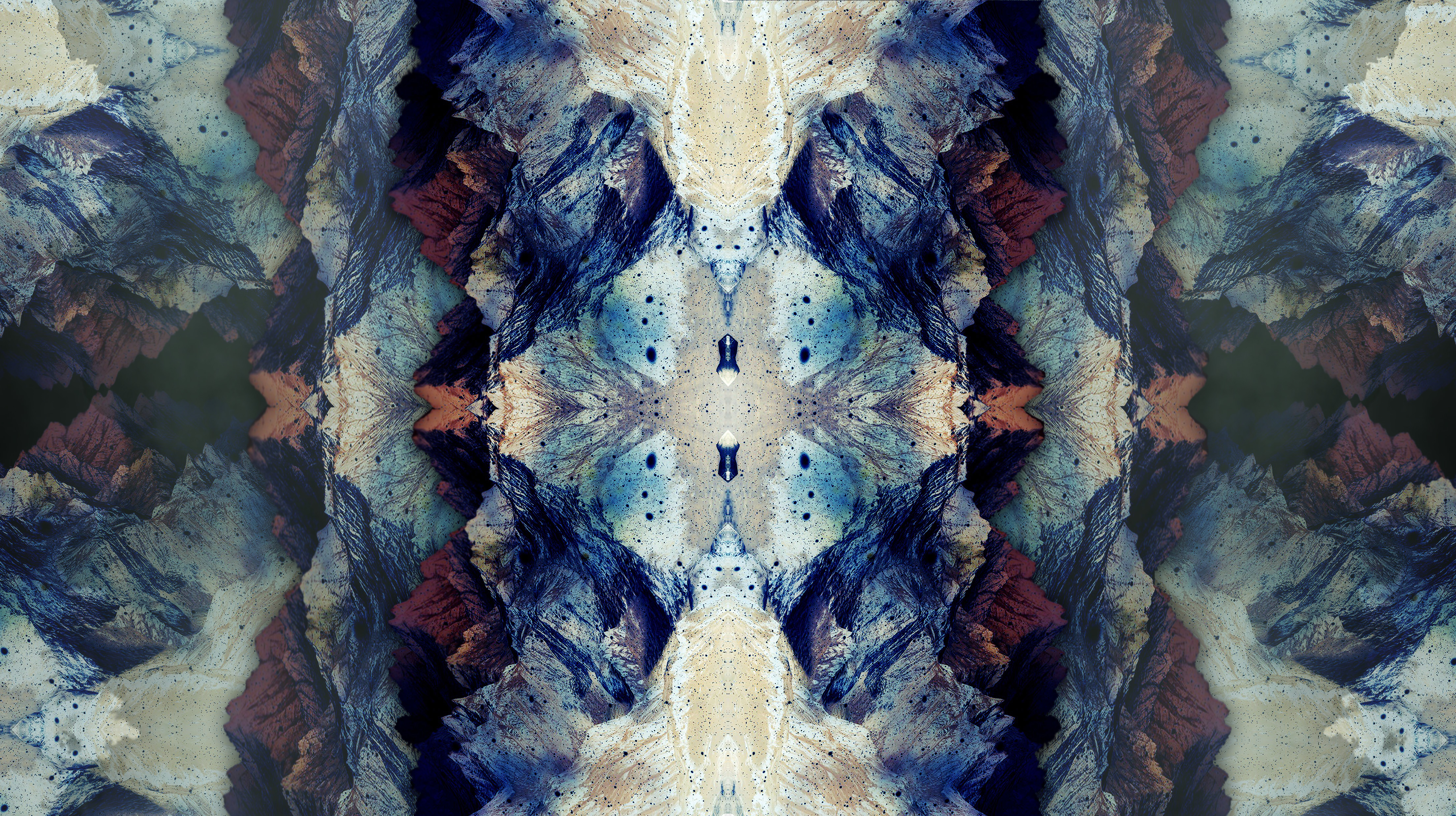 Abstract Digital Art Artwork Mirrored Symmetry 4416x2476