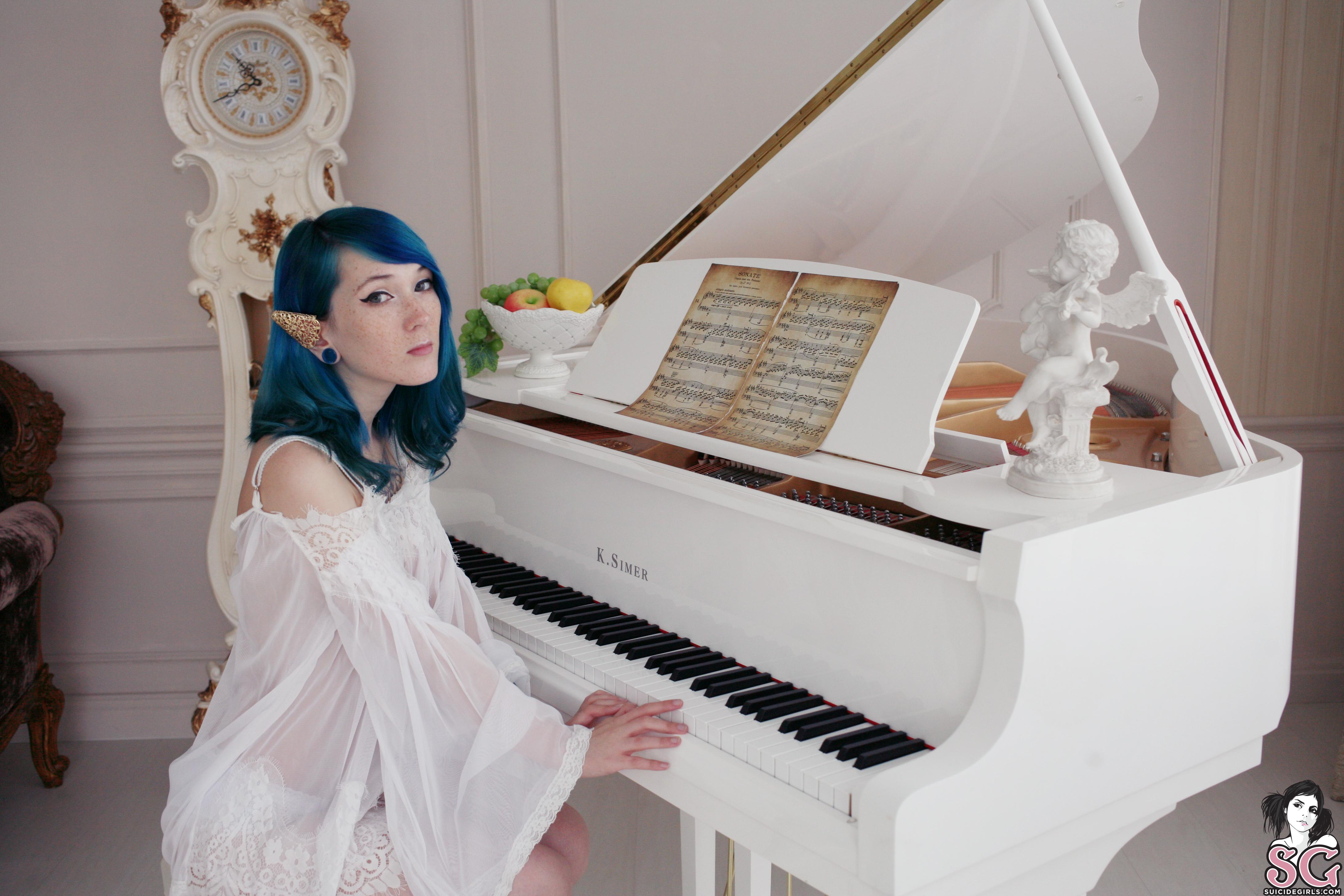 Tattoo Blue Hair Model Piano Victorian Women Women Indoors 4368x2912
