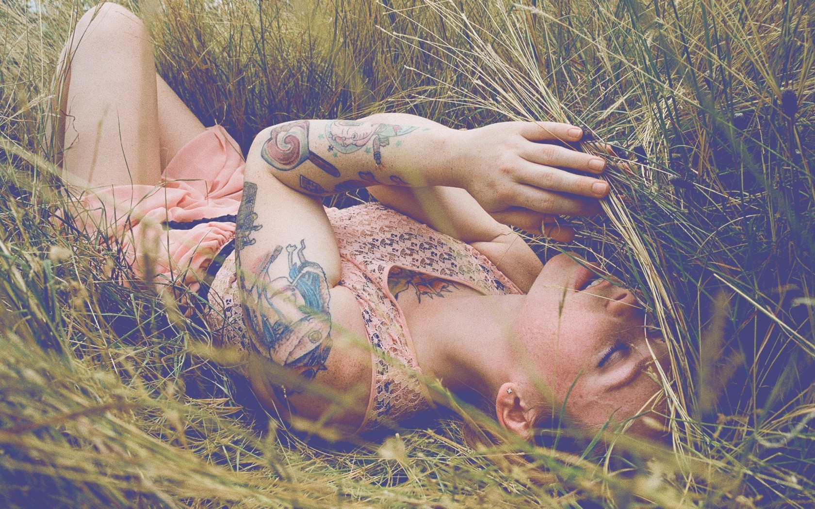 Tattoo Women Women Outdoors Brunette Orange Dress Relaxing 1680x1050