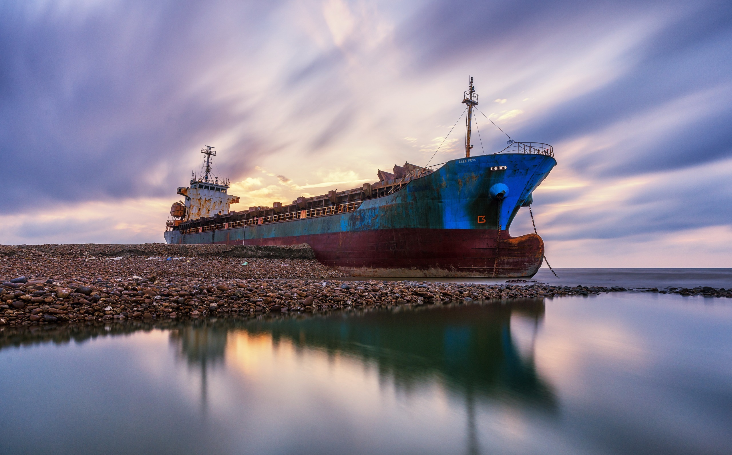 Shipwreck Ship Vehicle Old Rust Water 2560x1591