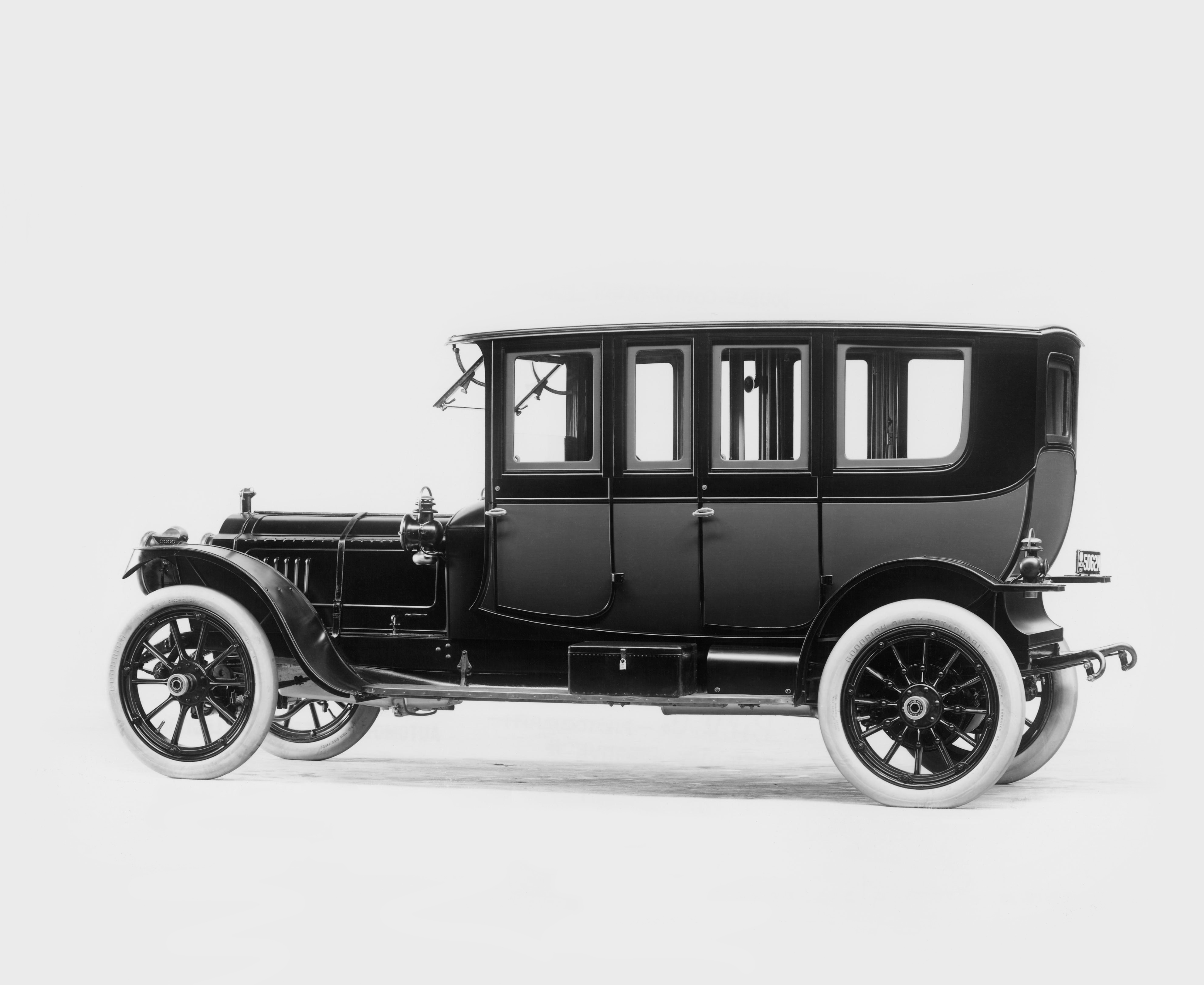 1912 Packard Six Double Compartment Brougham Vintage Car Luxury Car 3967x3247