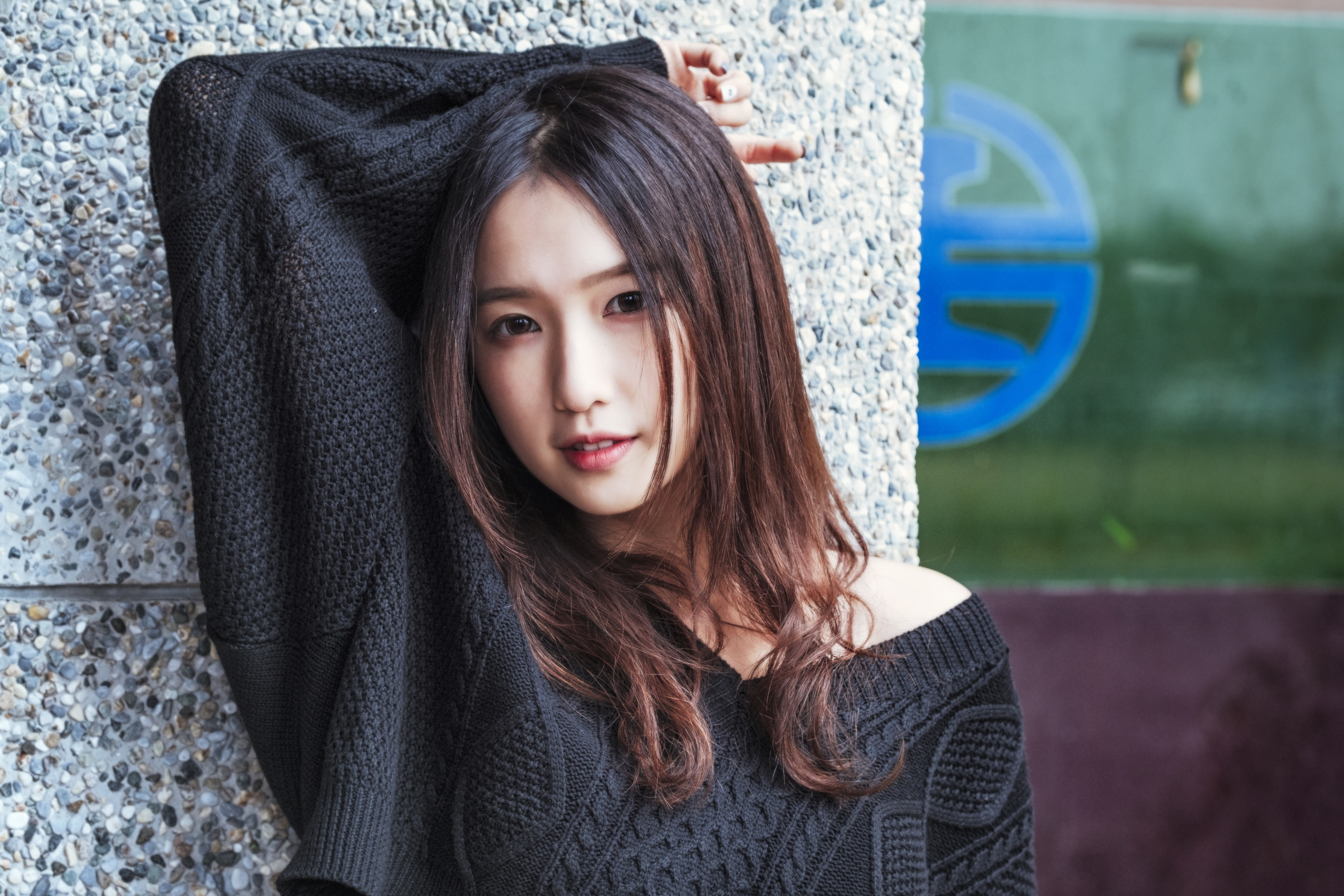 Asian Women Model Brunette Looking At Viewer Portrait Smiling Sweater Knit Fabric Depth Of Field Bar 2560x1707