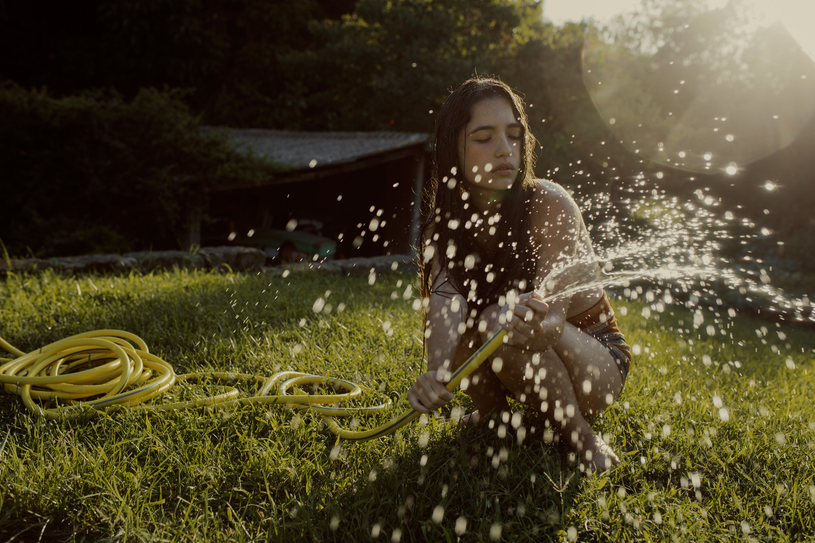 Women Model Portrait Hose Waterhose Water Water Drops Depth Of Field Outdoors Sunlight Grass Sun Ray 1600x1067