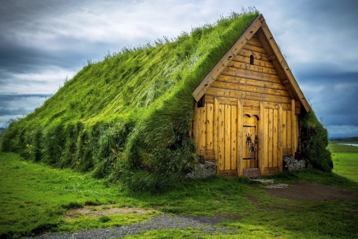 Landscape House Field Iceland Clouds Wood Planks Grass 1170x780