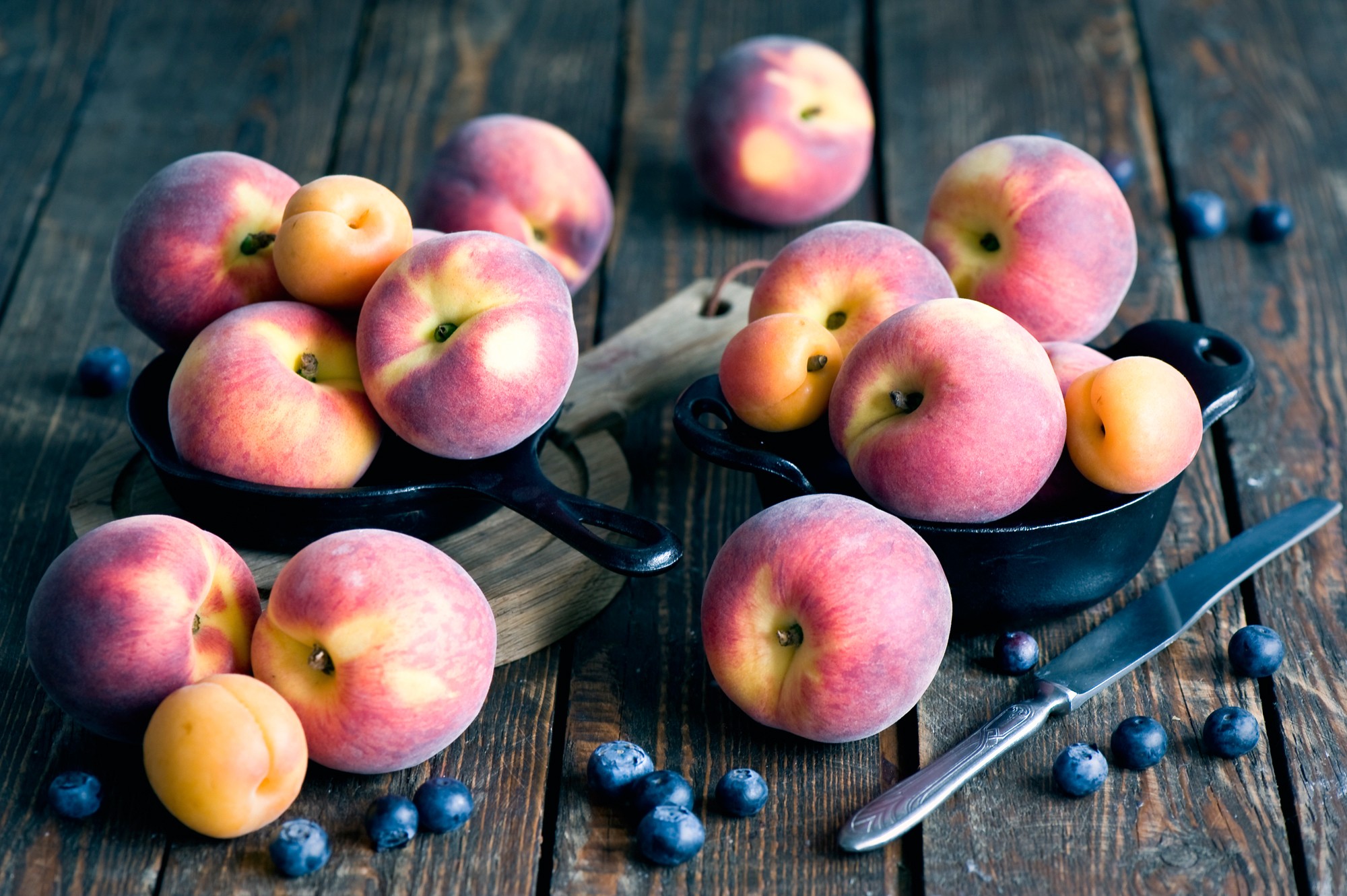 Fruit Food Peaches Wooden Surface Blueberries Cutlery 2000x1331