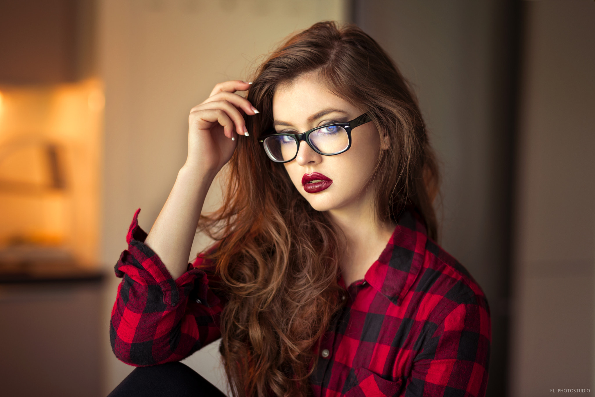 Women Portrait Lods Franck Plaid Shirt Women With Glasses 2048x1367