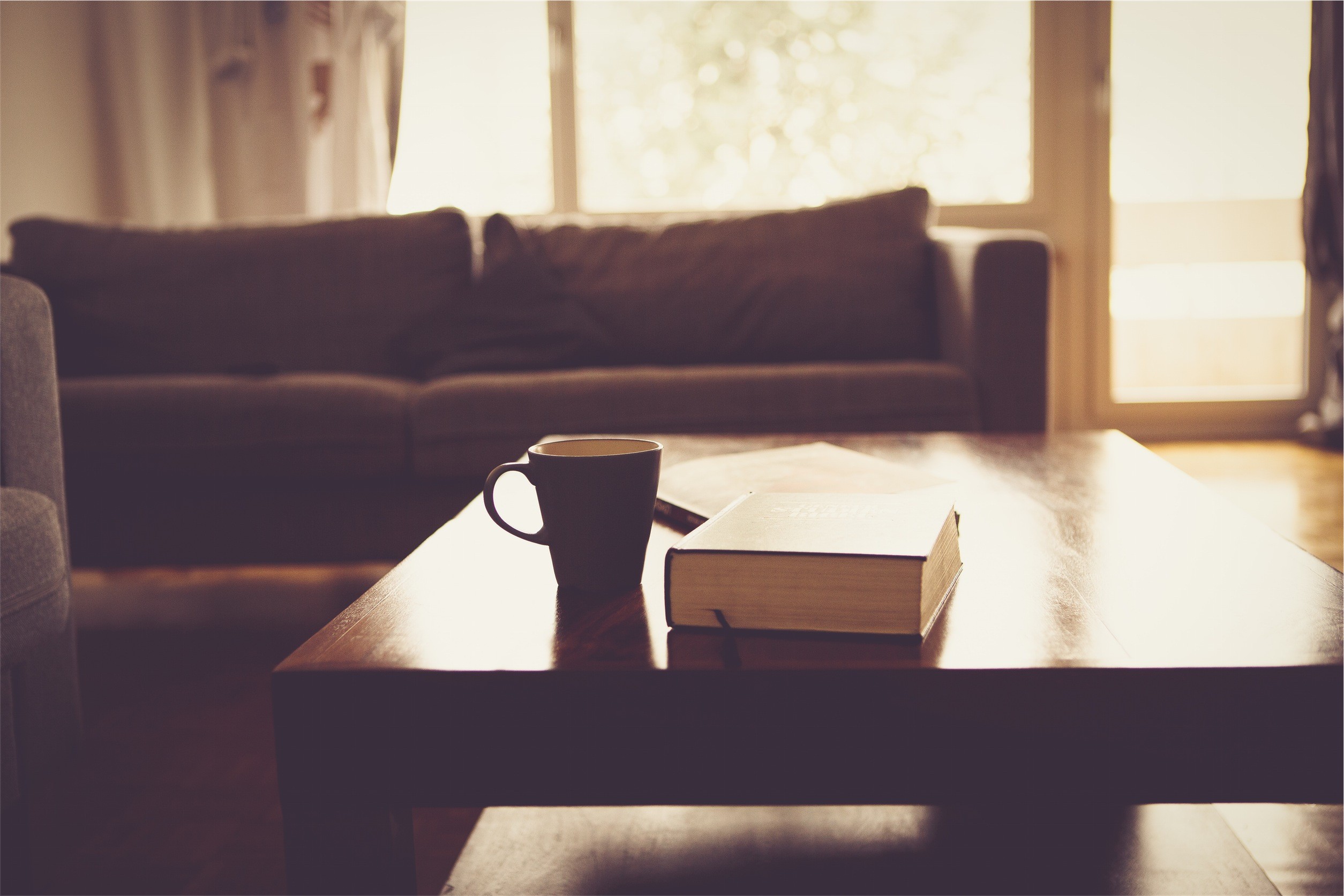Coffee Books Vibes Cup Beige 2509x1673