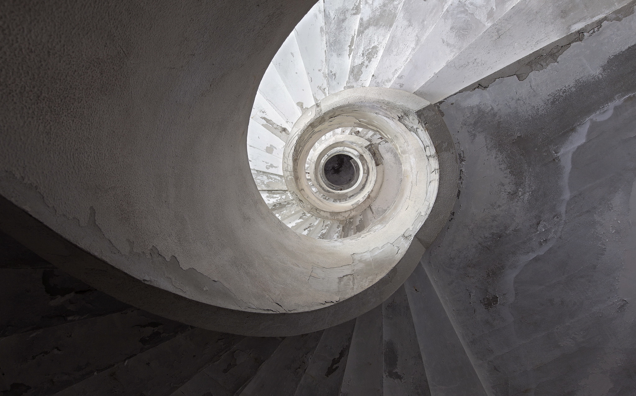 Stairs Spiral Staircase 2047x1277
