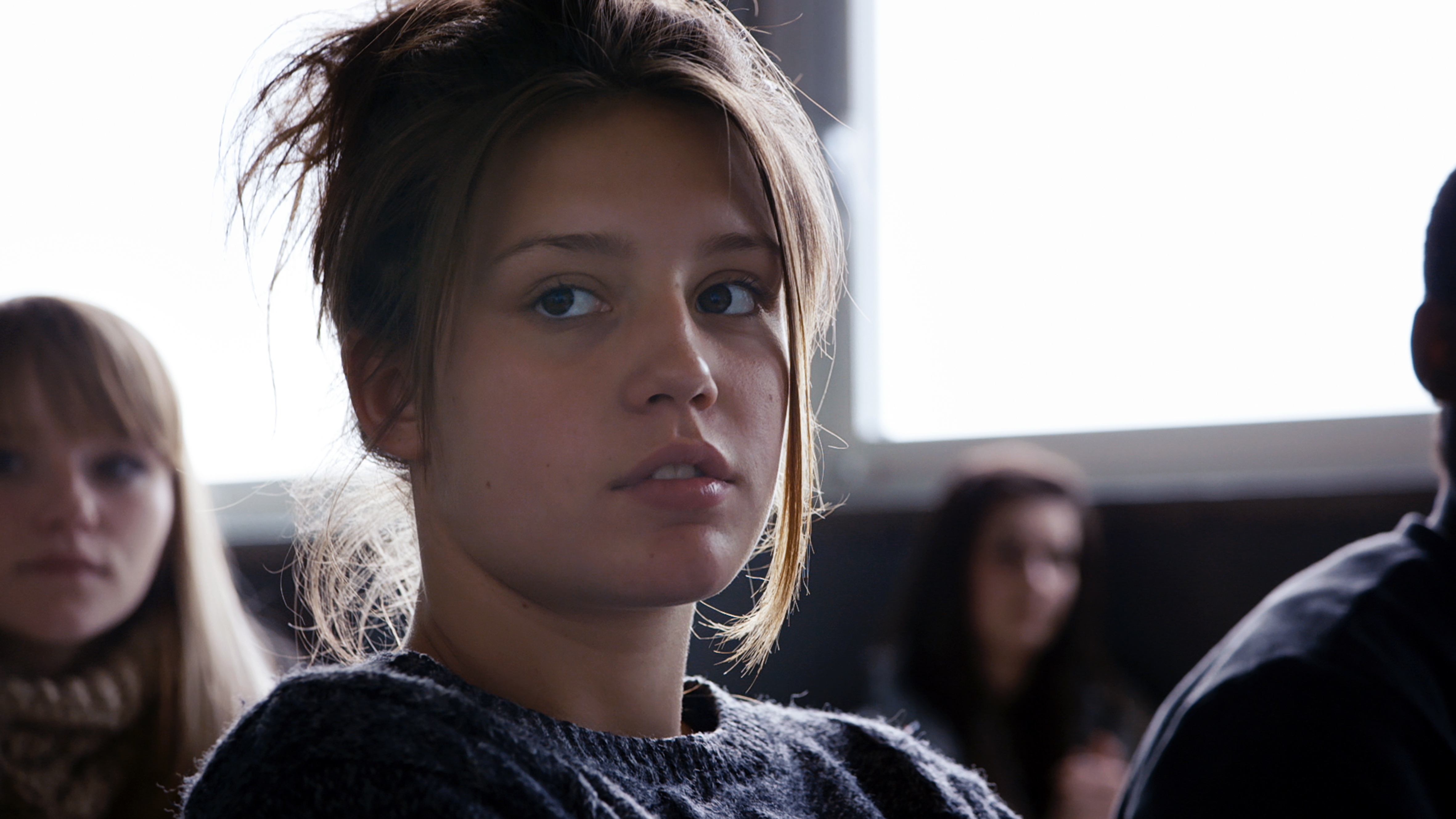 Adele Exarchopoulos 4724x2657