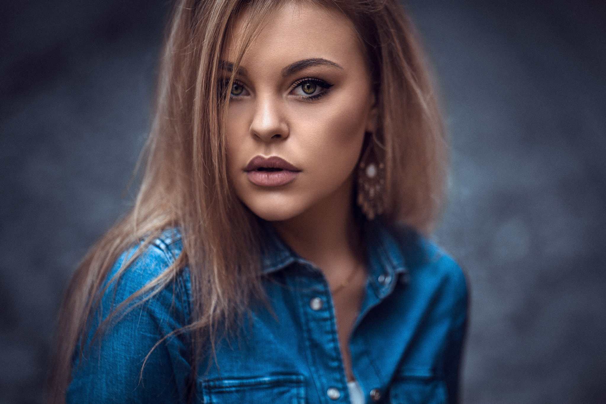 Women Face Portrait Jeans Jacket Depth Of Field Looking At Viewer 500px 2048x1365