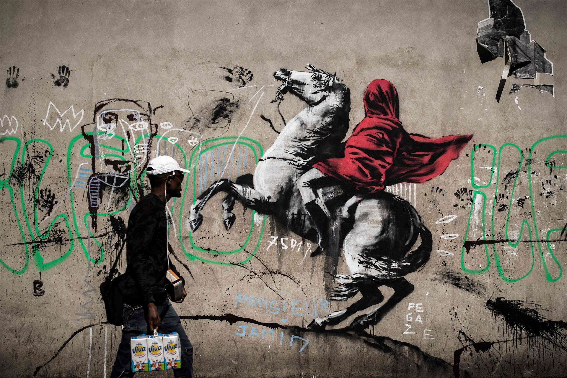 Banksy Graffiti Concrete Urban Horse Men Wall 1920x1282