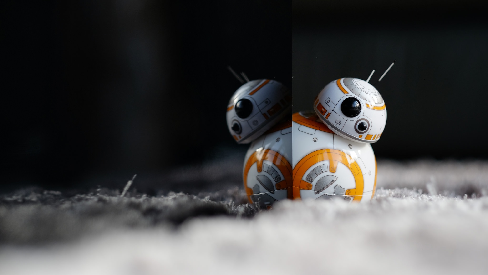 Toy Reflection Star Wars BB 8 Droid 2048x1155