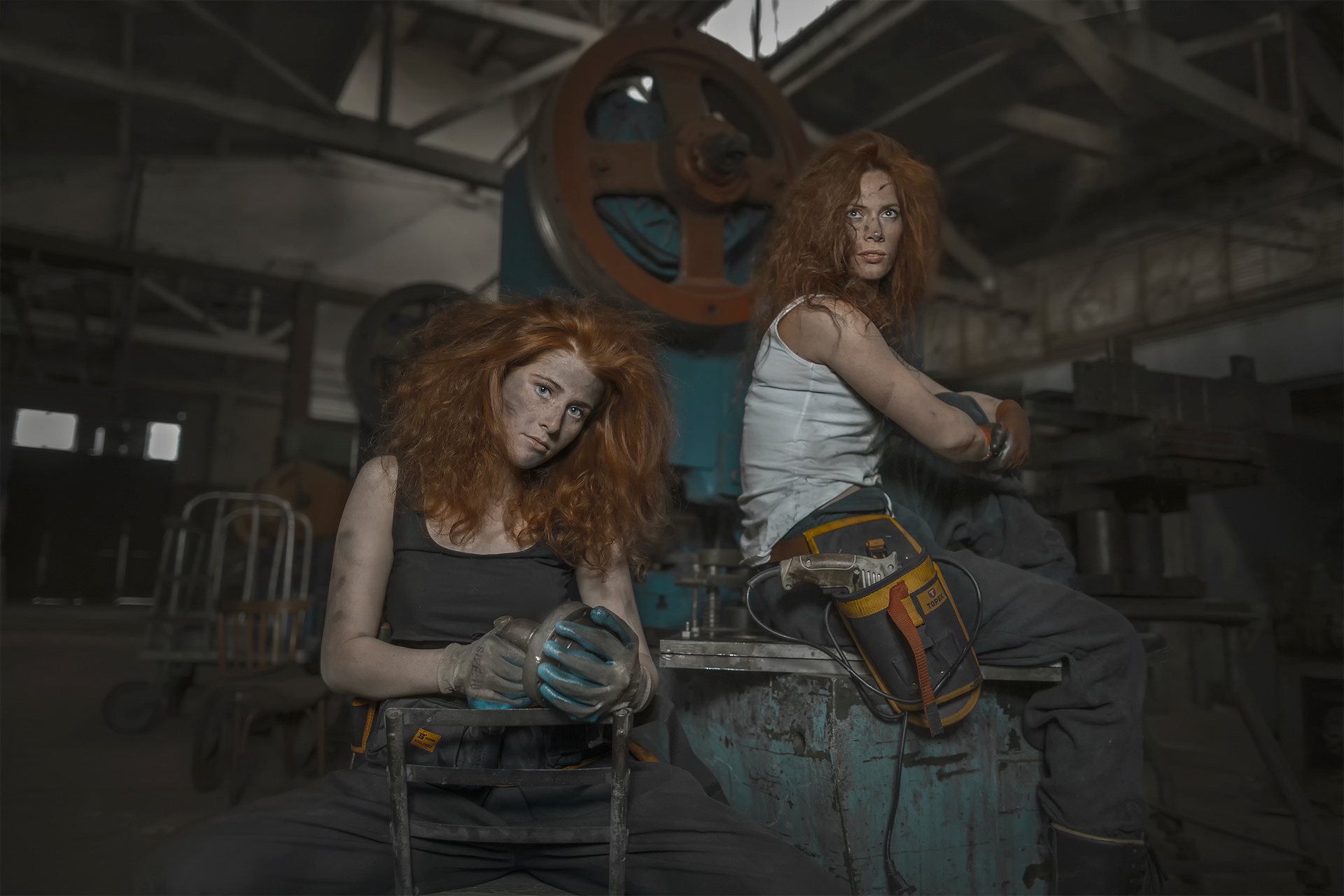 Redhead Women Work Model 1920x1280