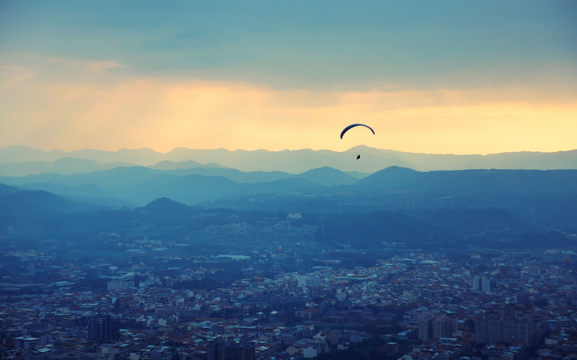 Landscape Cityscape Paragliding 1920x1200