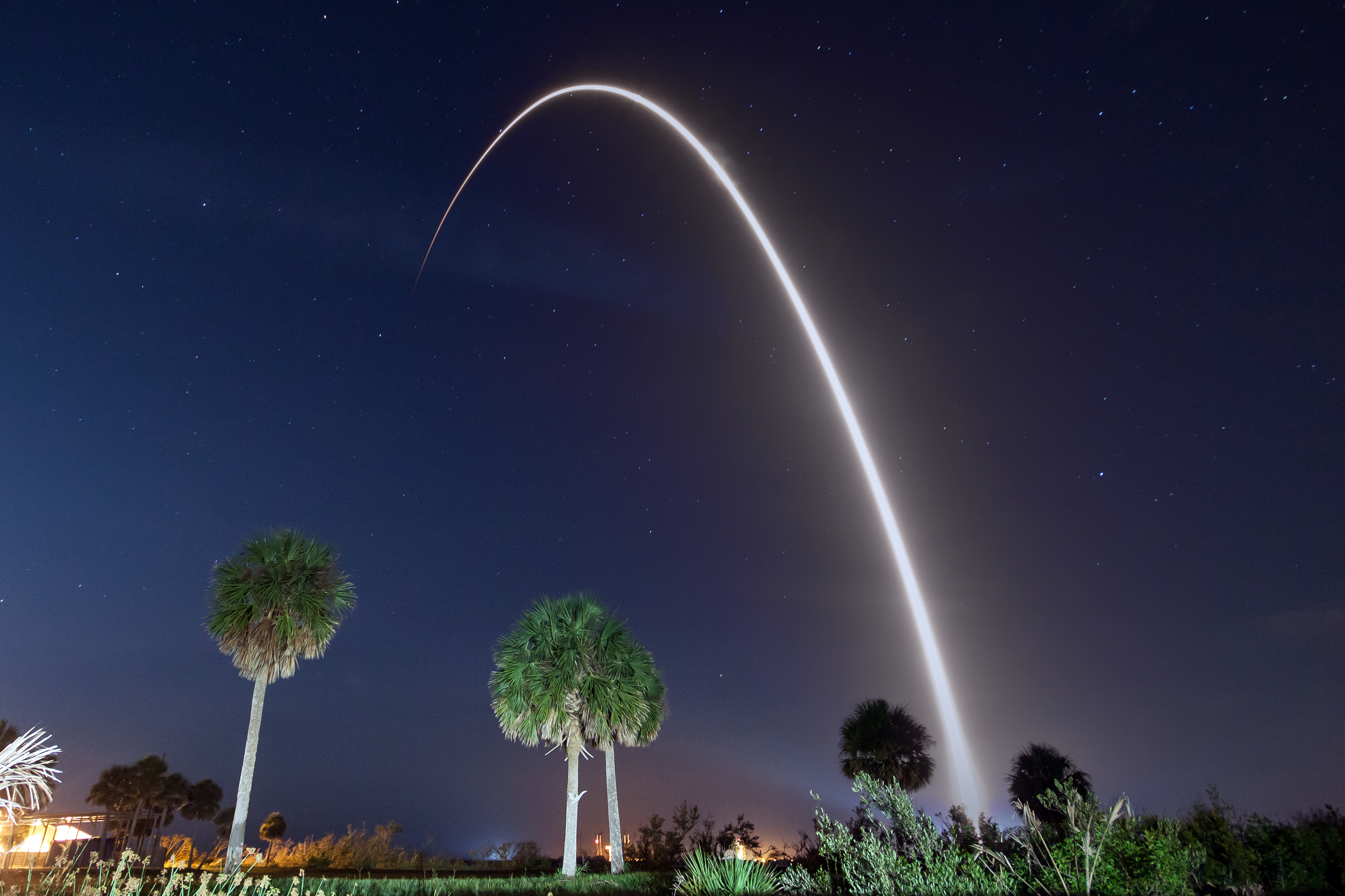 SpaceX Rocket Photography Long Exposure Night 3000x2000