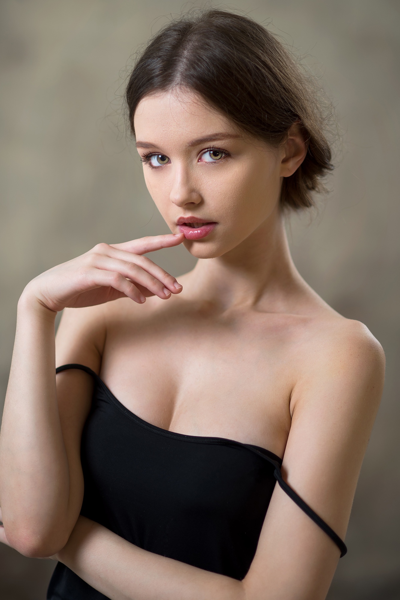 Sergey Prozvitsky Women Brunette Hairbun Brown Eyes Looking At Viewer Portrait Finger On Lips Bare S 1335x2000