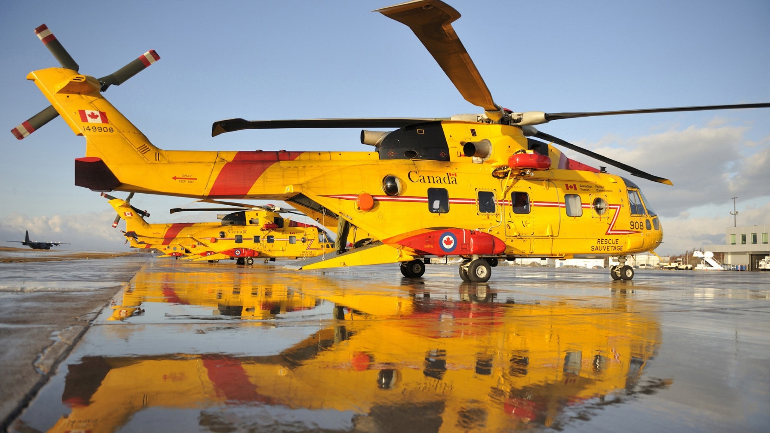 Coast Guard Helicopter Airport Coast Guards Canada 2560x1440