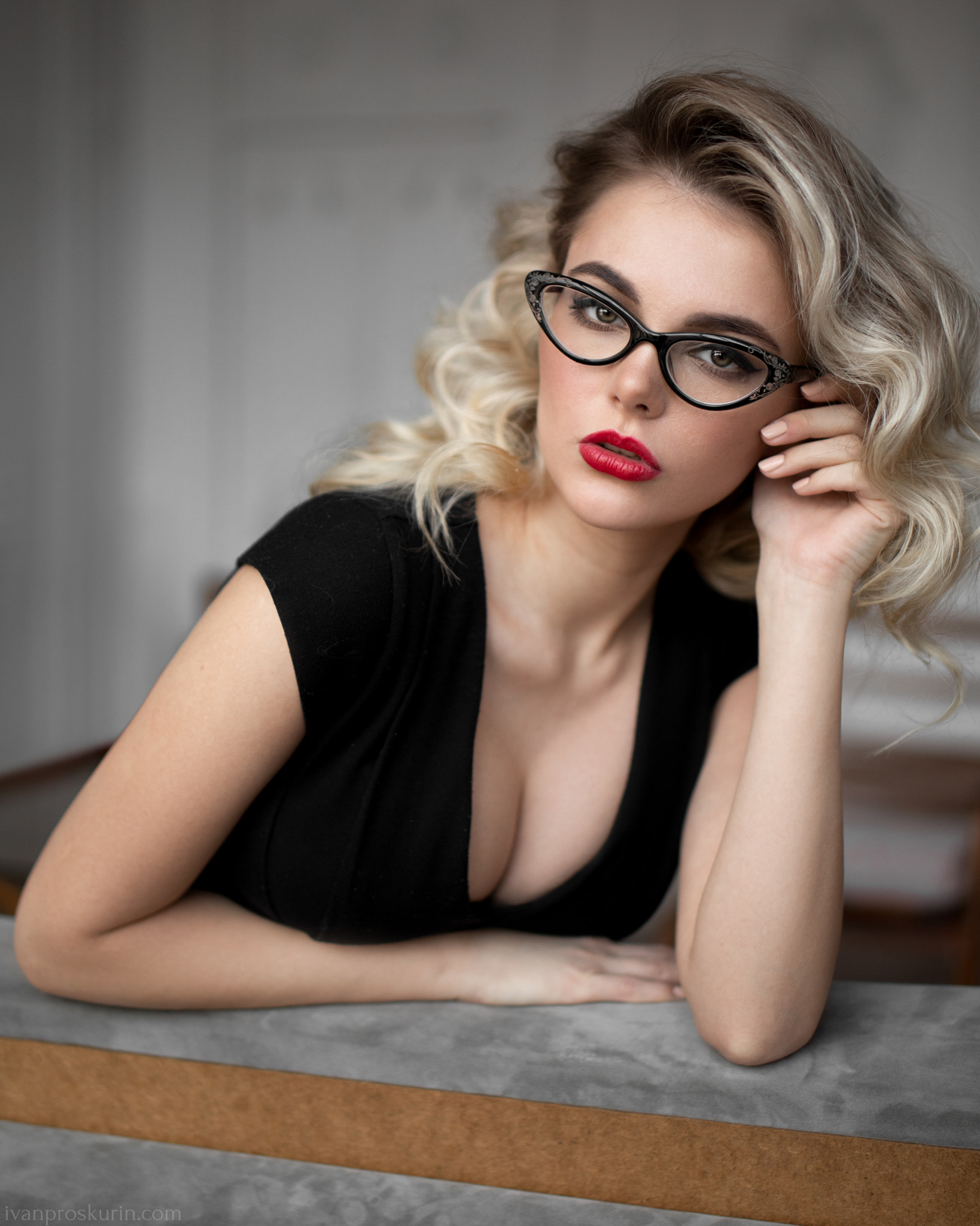 Women With Glasses Model Portrait Display Blonde Women Women Indoors Straight Hair Looking At Viewer 1638x2048