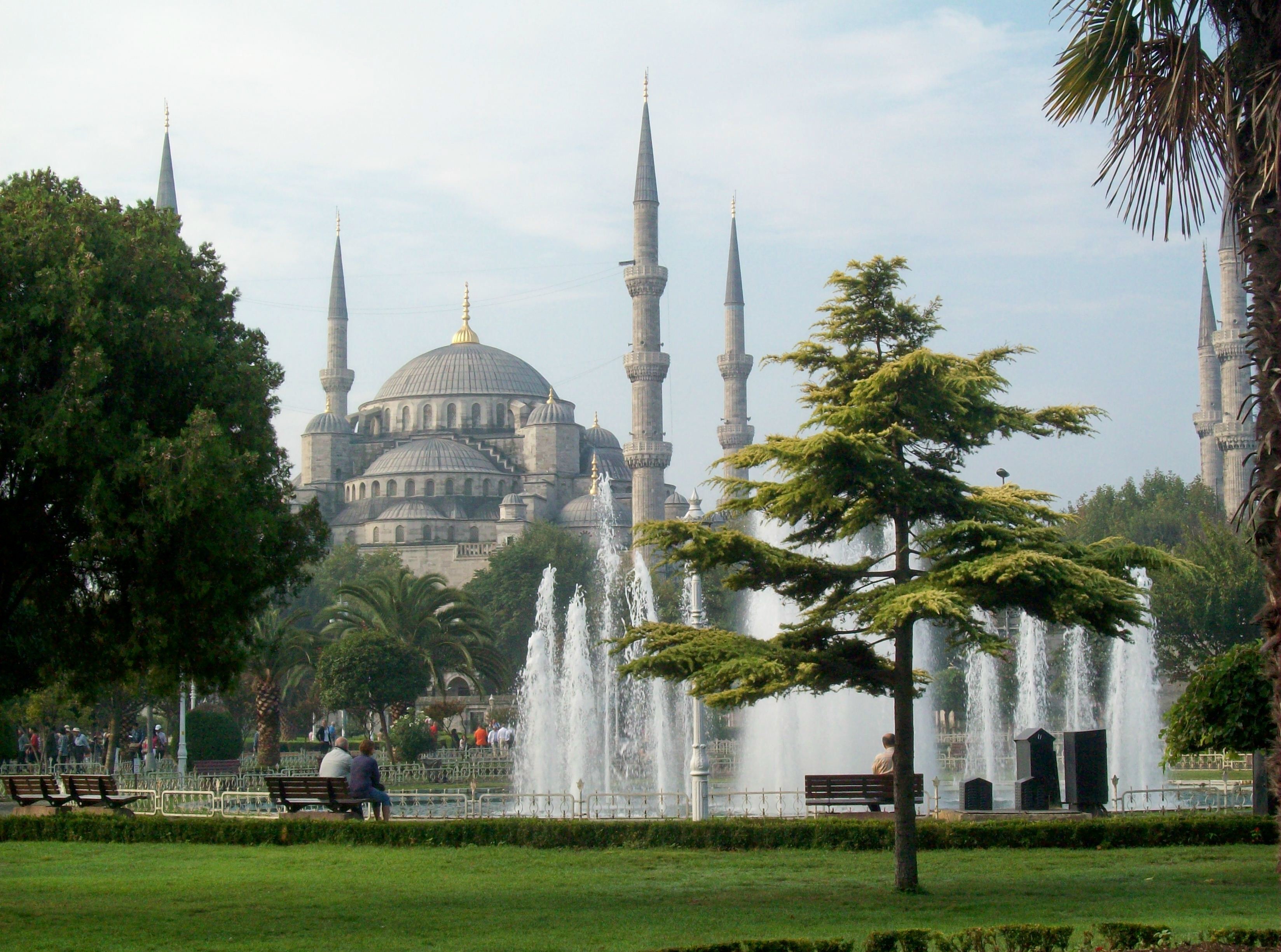 Istalbul Turkey Sultan Ahmed Mosque Fountain 3296x2450