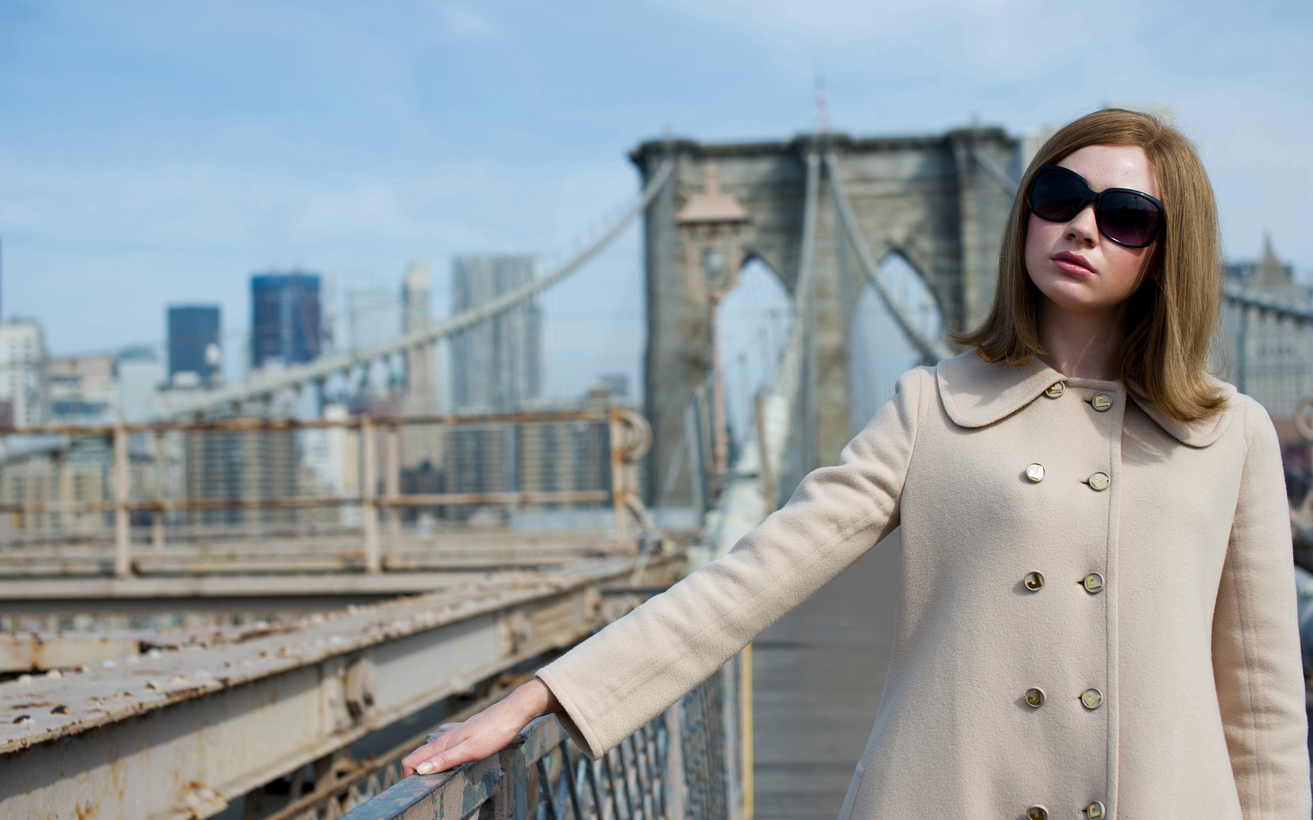 Karen Gillan Celebrity Actress Redhead New York City Brooklyn Bridge White Coat Coats Women With Gla 2560x1600