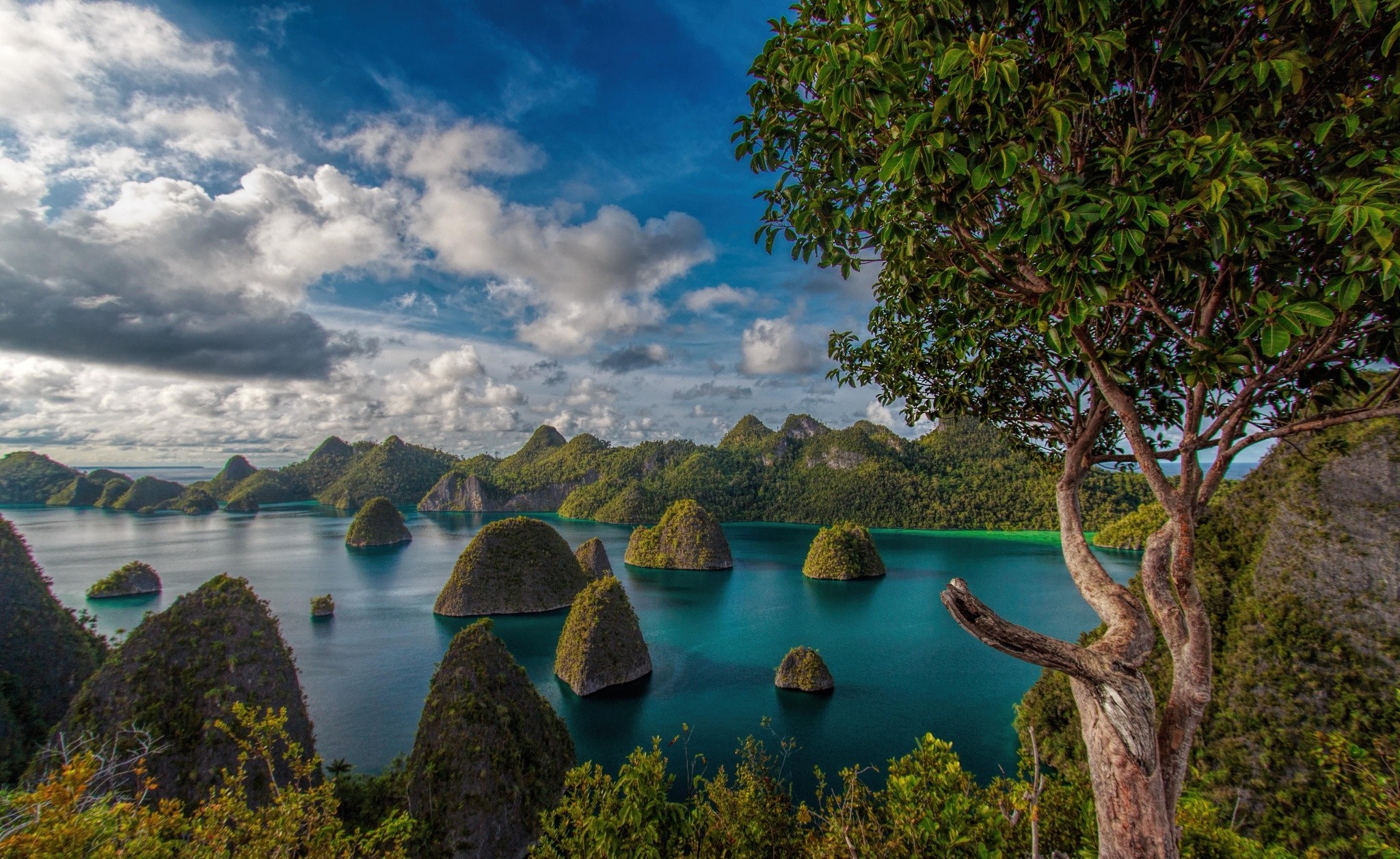 Mountains Clouds Forest Tropical Raja Ampat Indonesia Island Sea Trees Beach Exotic Nature Green Tur 2048x1256