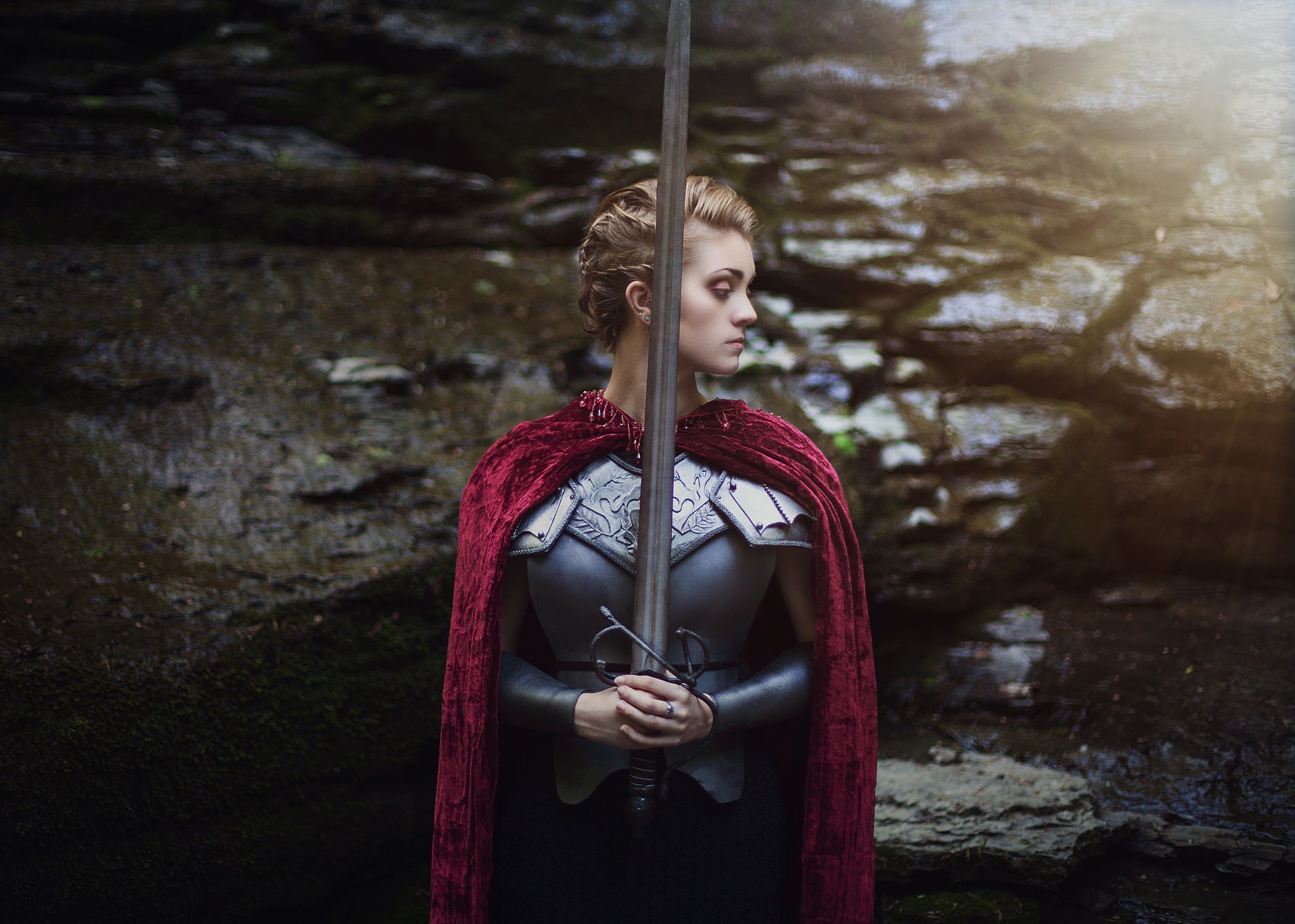 Women Model Blonde Knight Armor Sword Cloaks 2048x1463