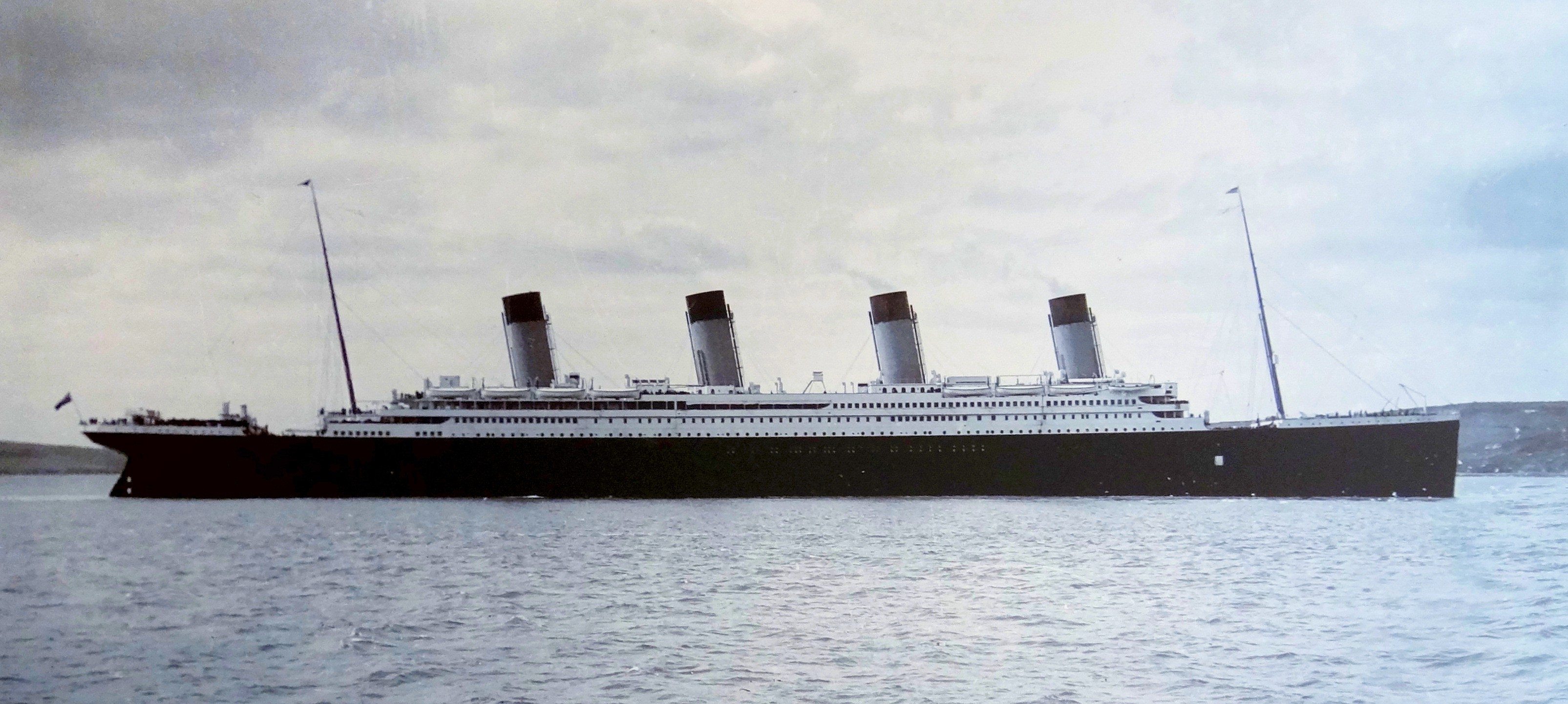 Titanic Vintage Ship 3210x1441