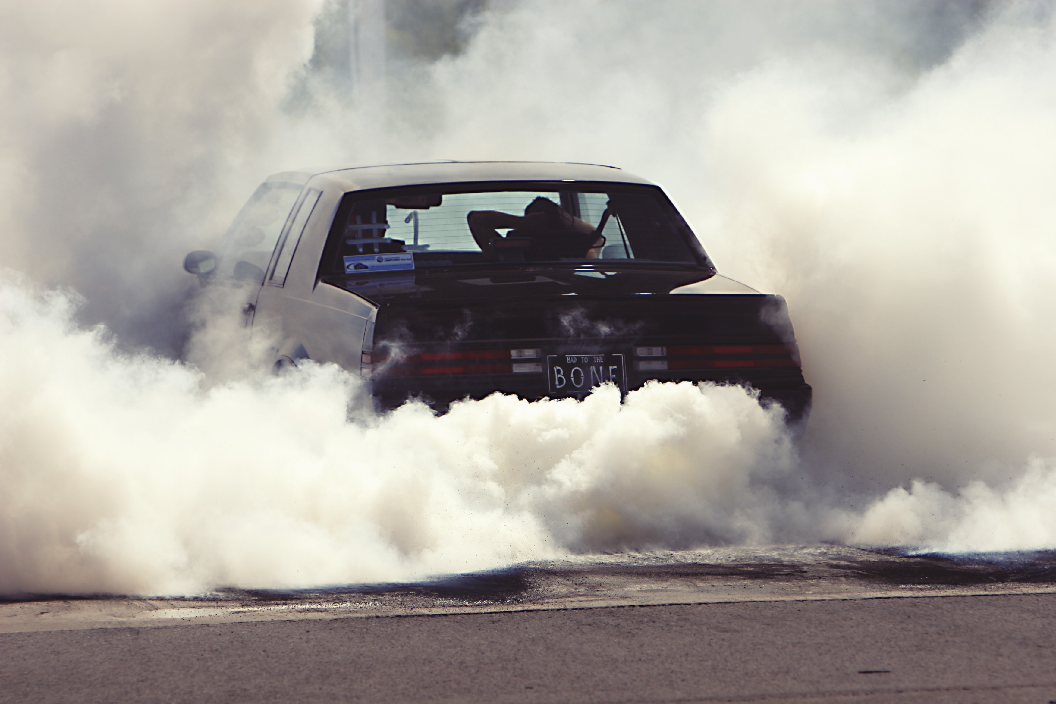 Car Burnout Smoke 3504x2336