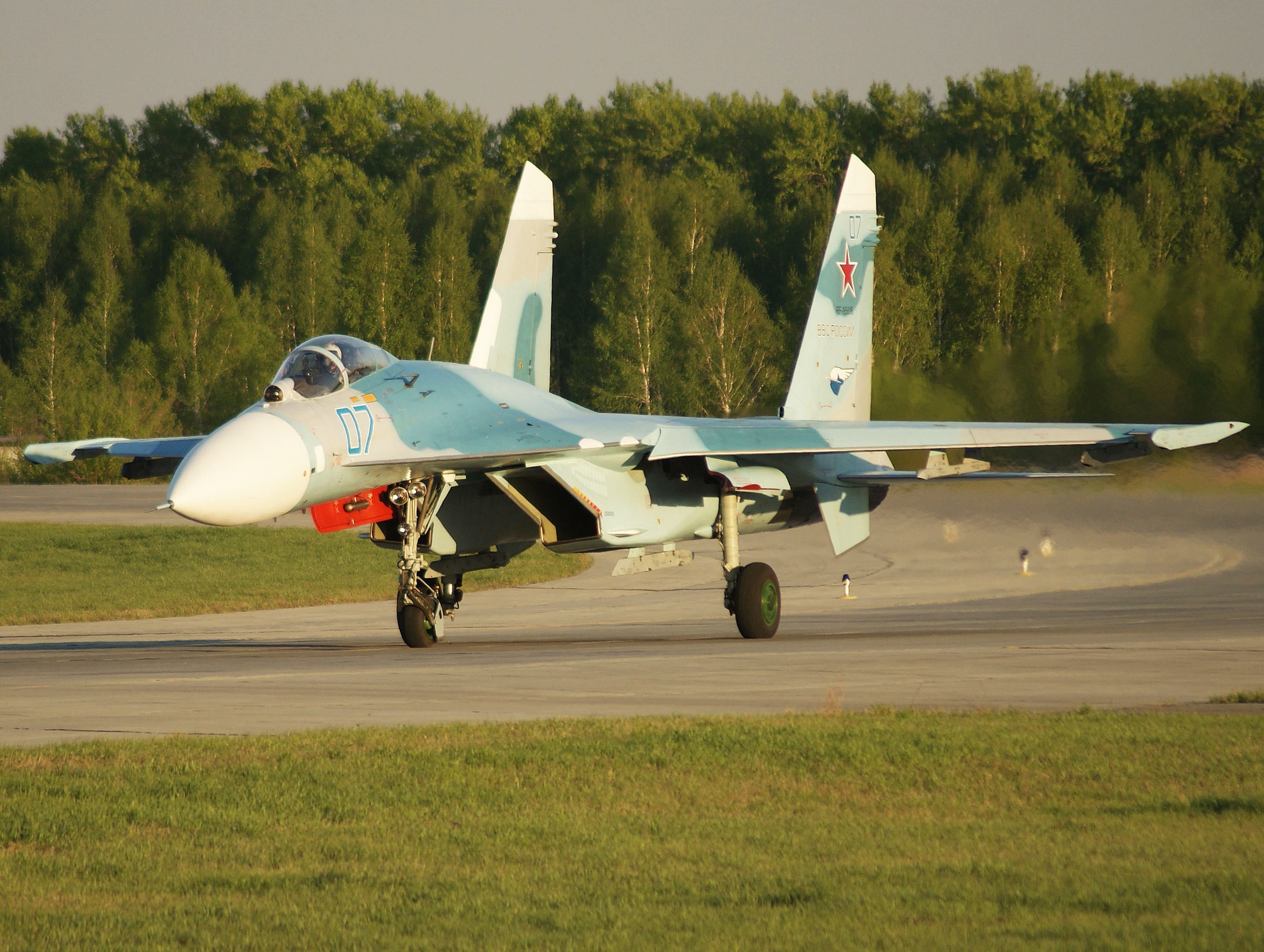 Sukhoi Su 27 Jet Fighter Aircraft Warplane 2560x1929
