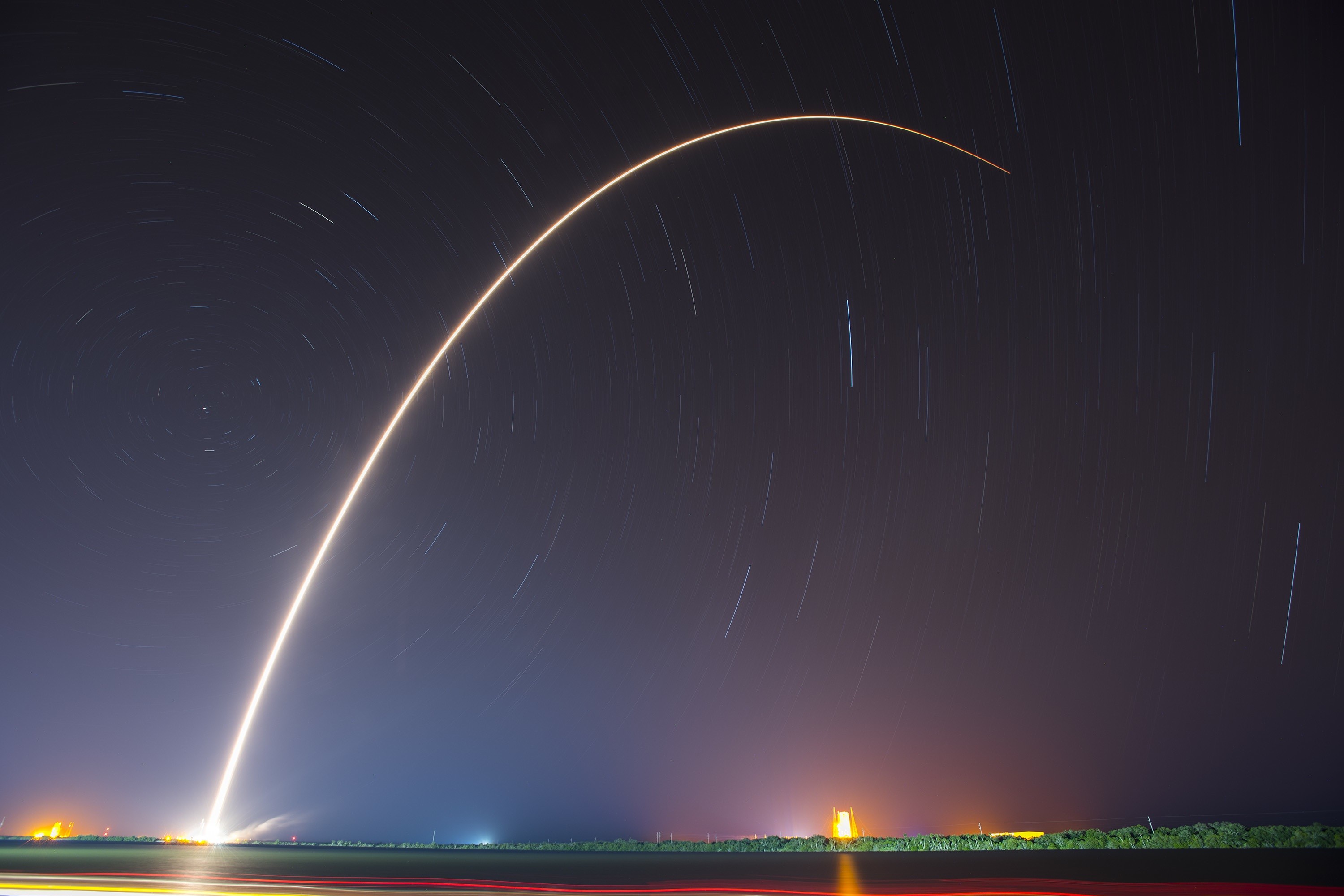 Nature Stars Space Long Exposure SpaceX Rocket Falcon 9 3000x2000