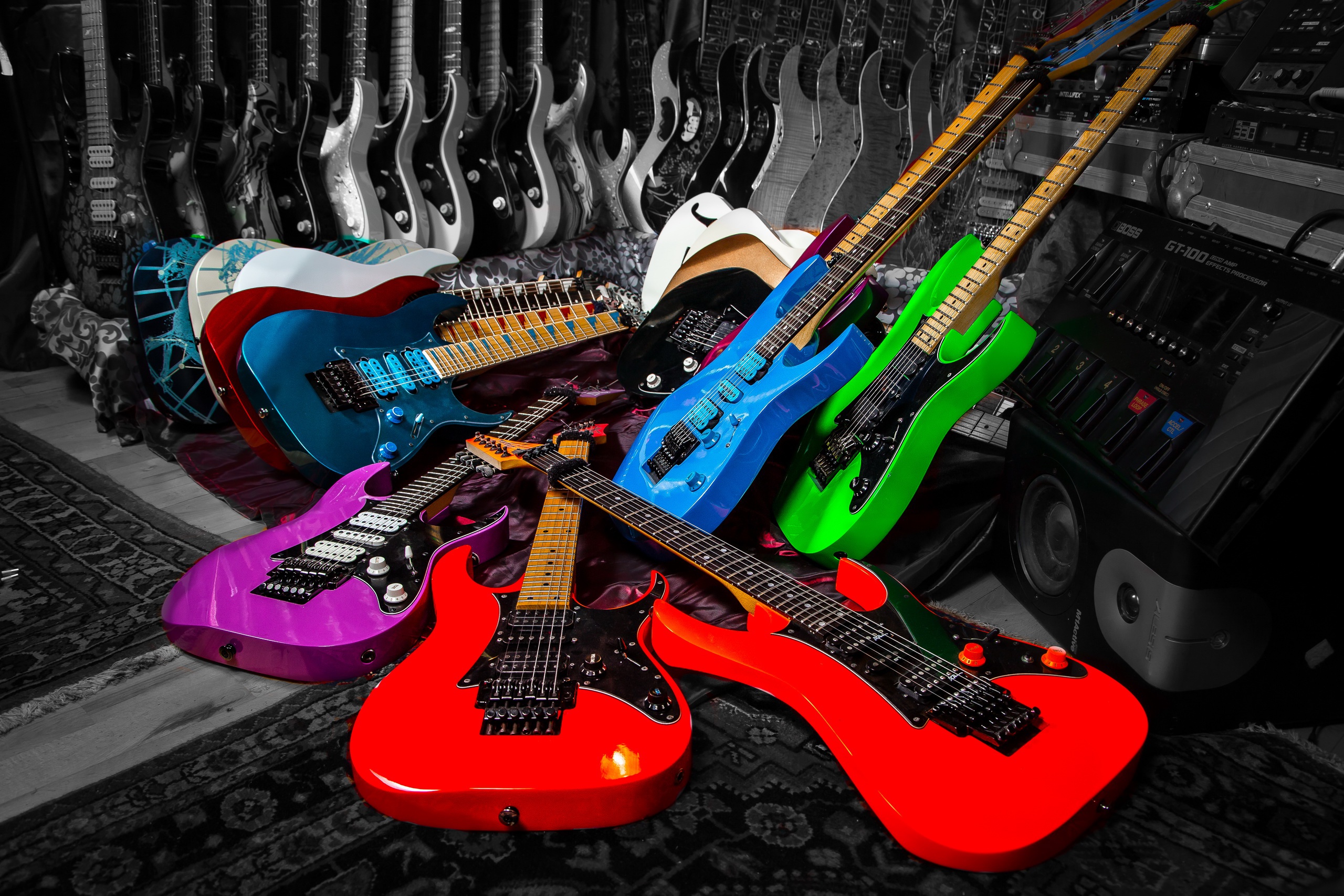 Guitar Instrument Selective Color 2560x1707