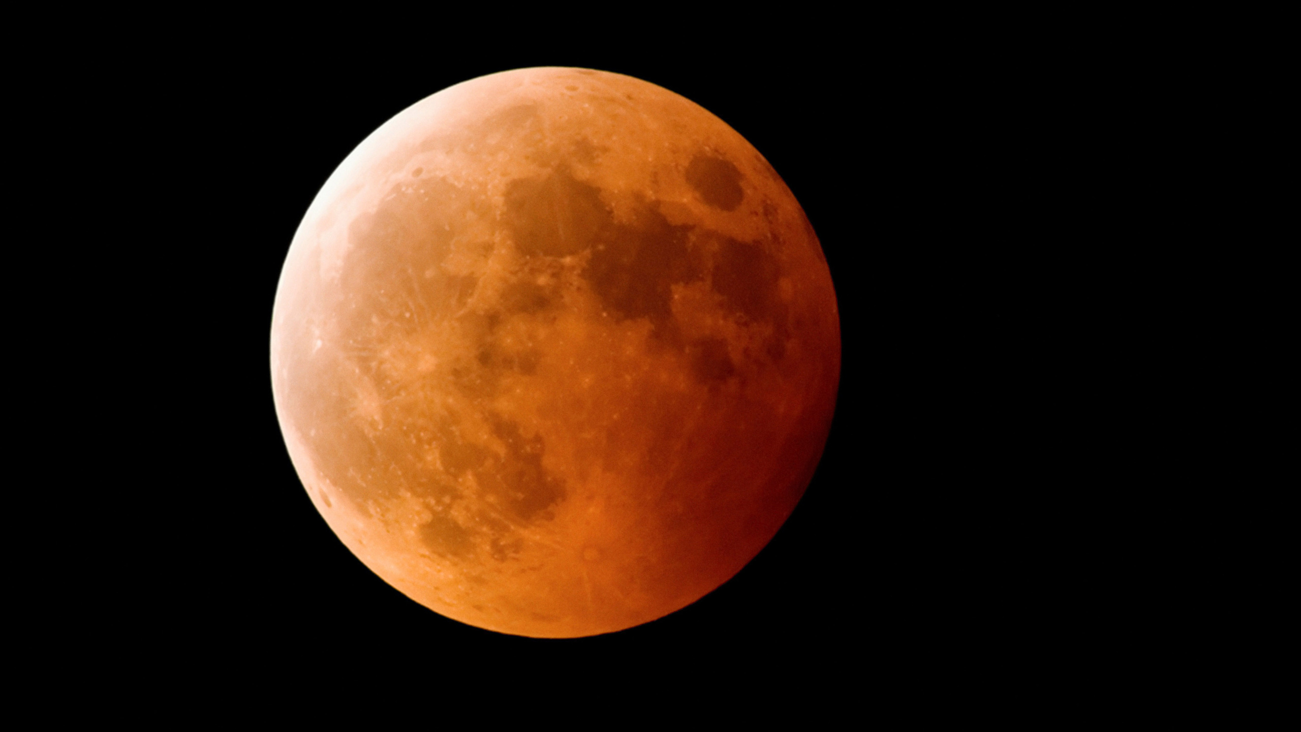 Earth Moon Lunar Eclipse Orange Color 2560x1440