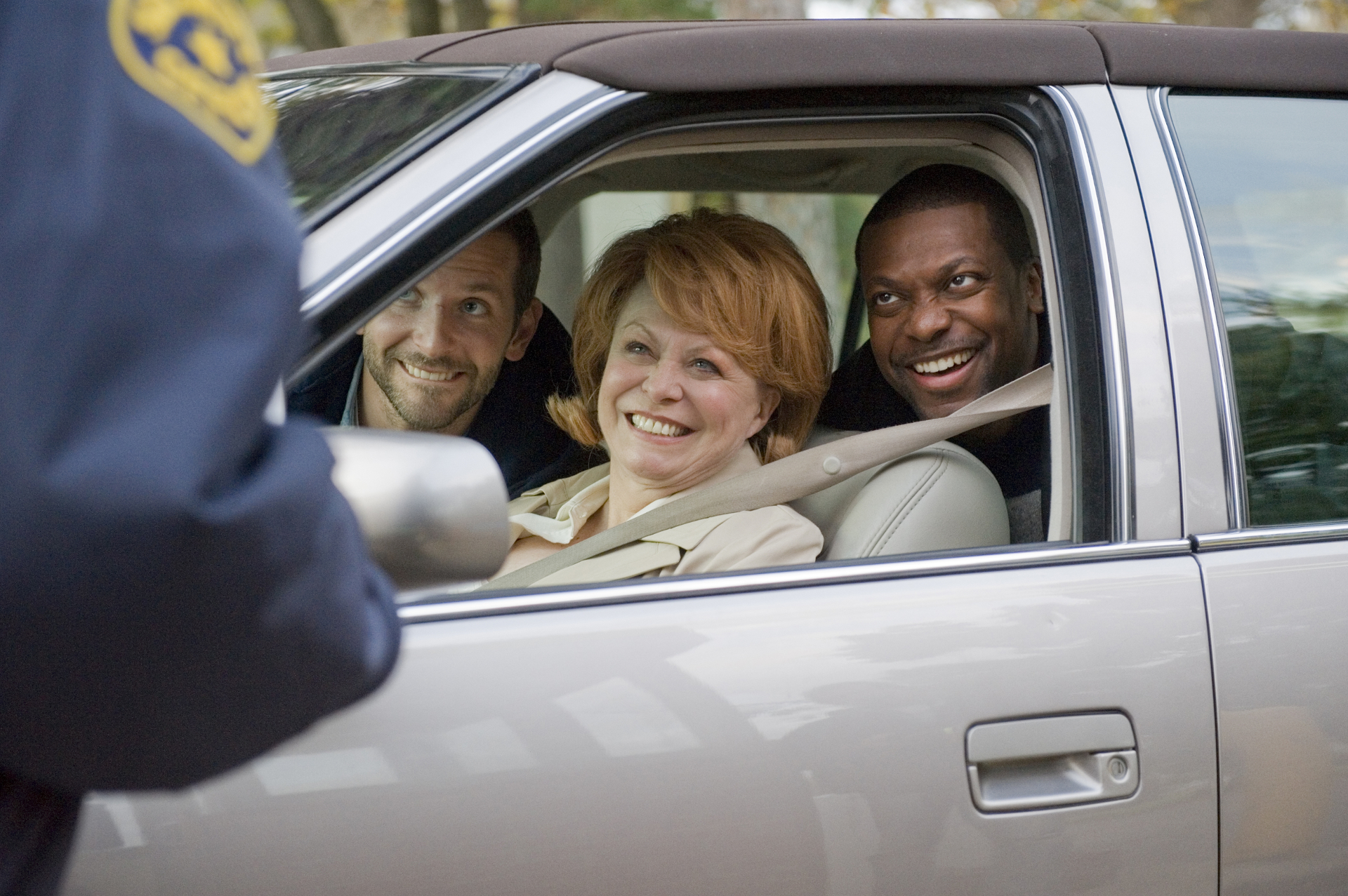 Jacki Weaver Chris Tucker Bradley Cooper 1920x1277