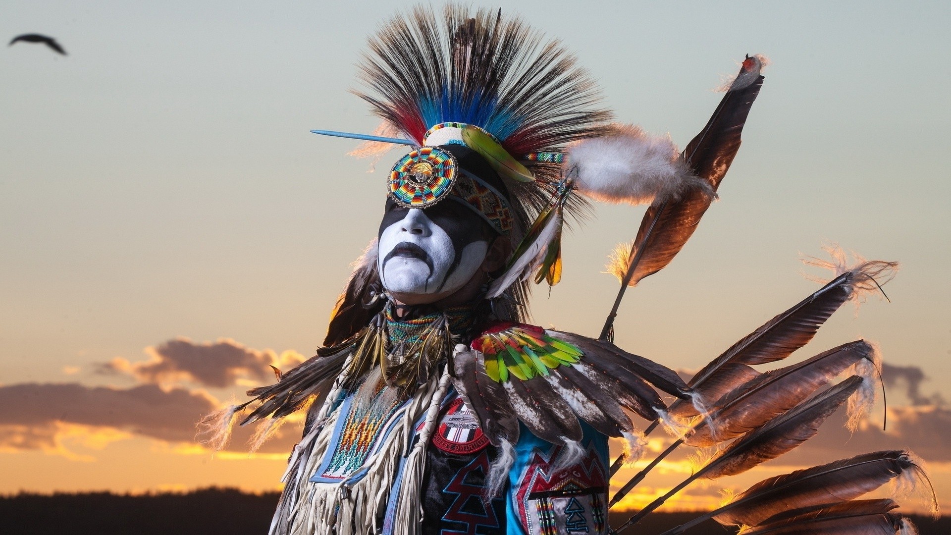 Native Americans Headdress Feathers Men 1920x1080