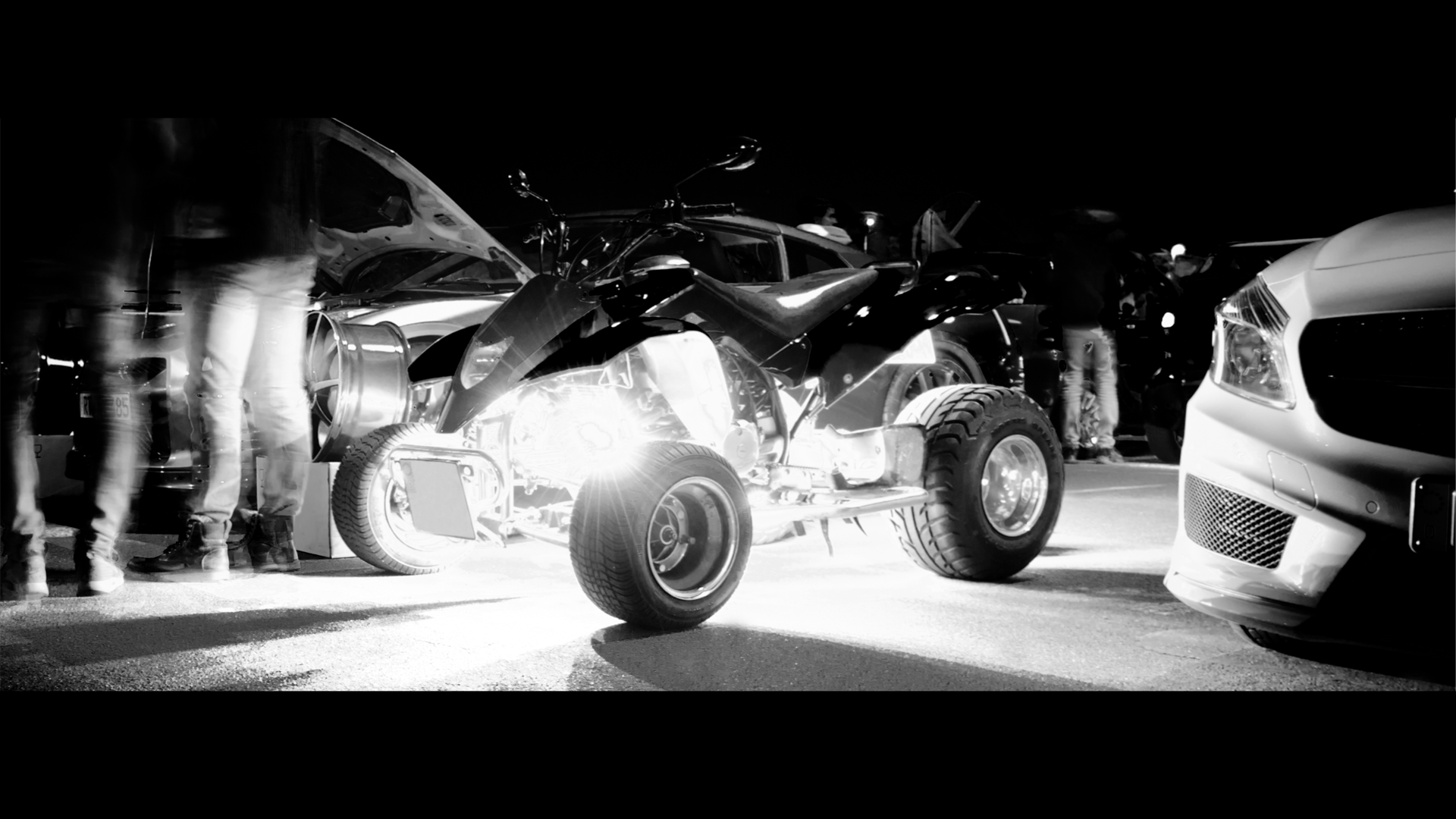 ATVs Lights Mercedes Benz 1920x1080