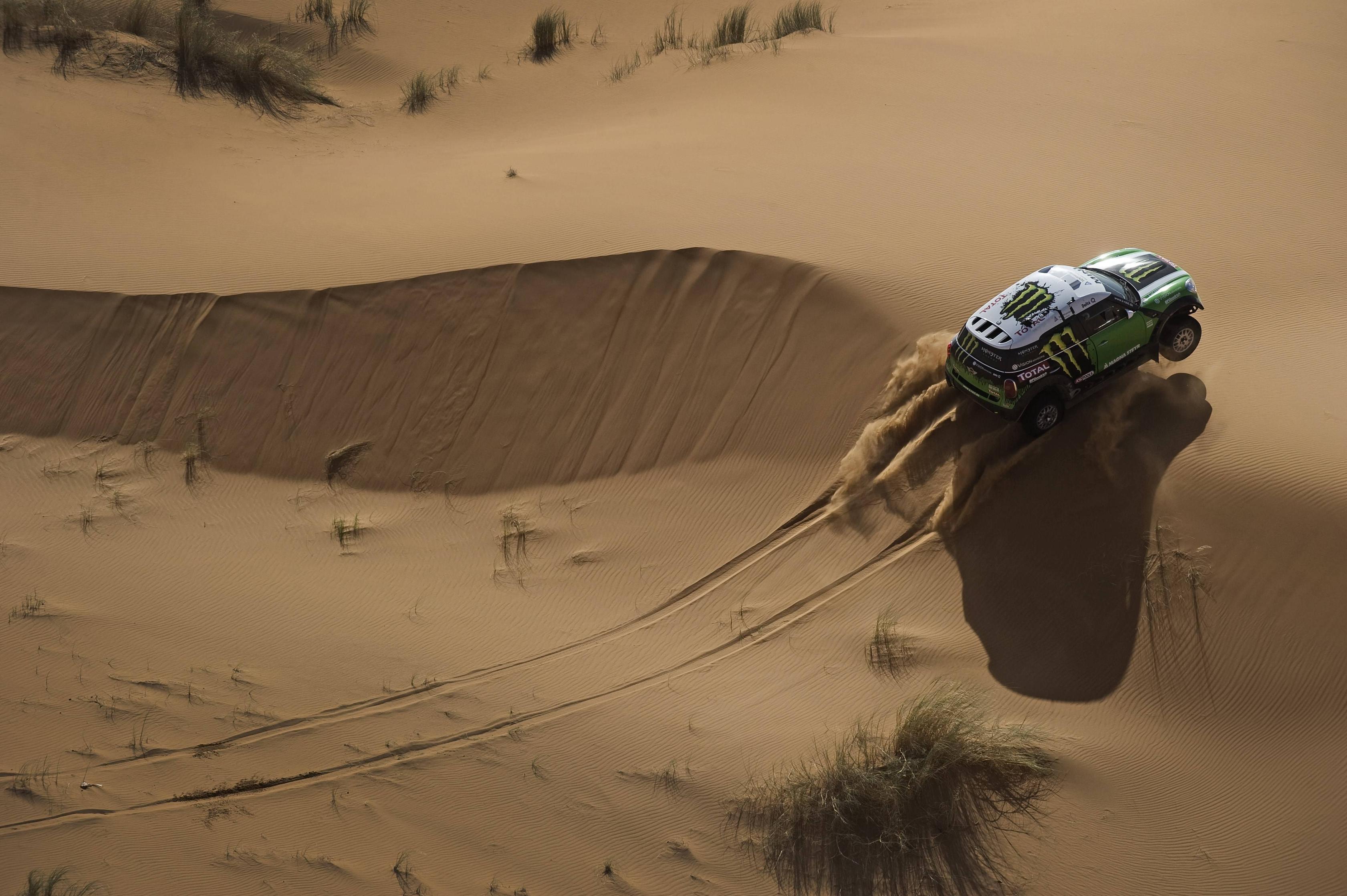 Desert Rally Car Dunes Vehicle Mini Cooper Mini 3362x2237