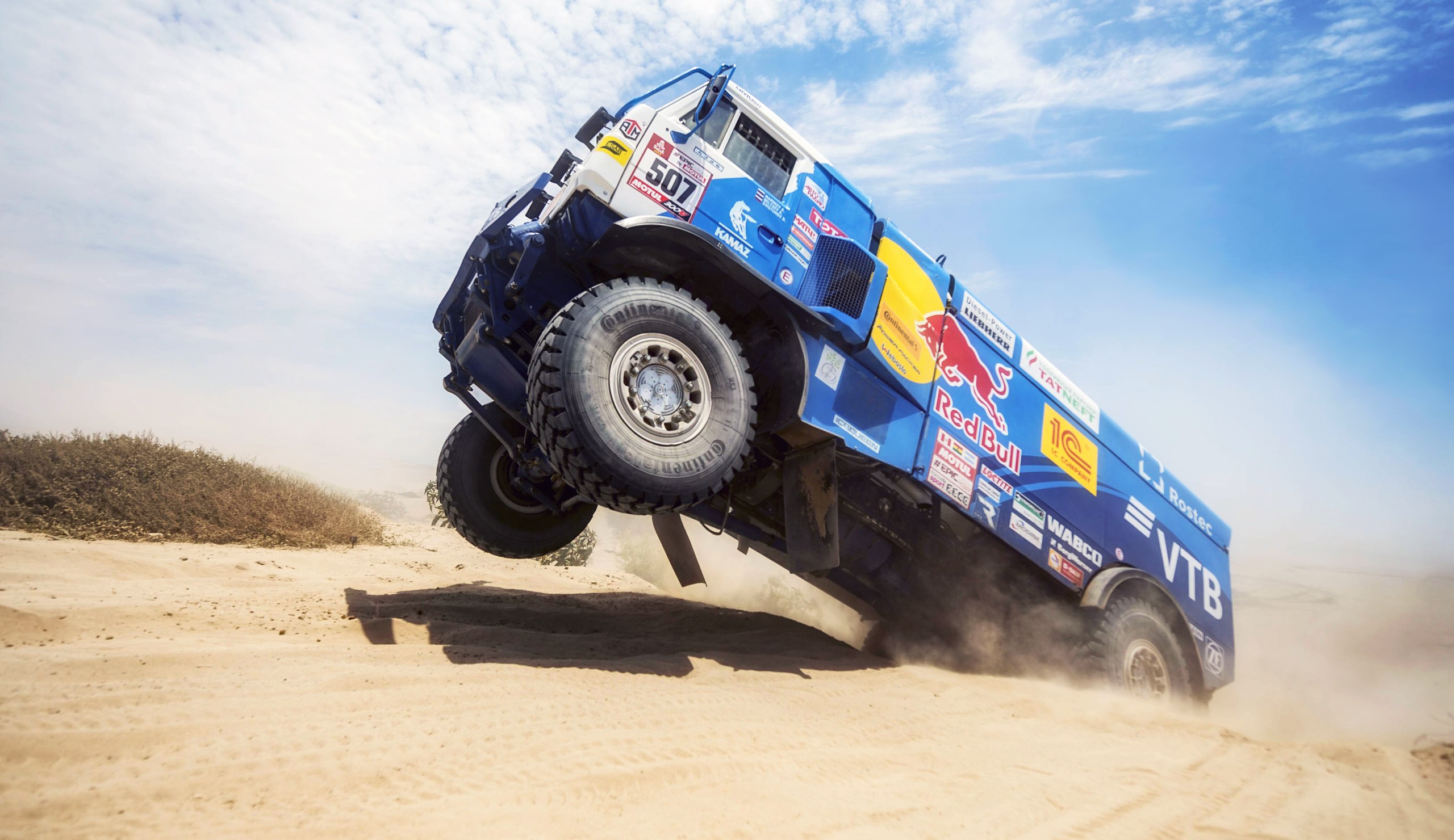Rally Vehicle Dakar Rally Kamaz Sand Desert 2560x1480