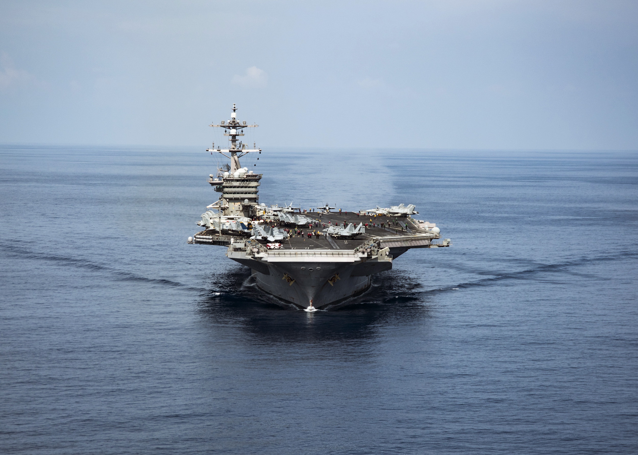 USS Carl Vinson CVN 70 Warship Aircraft Carrier 2500x1786