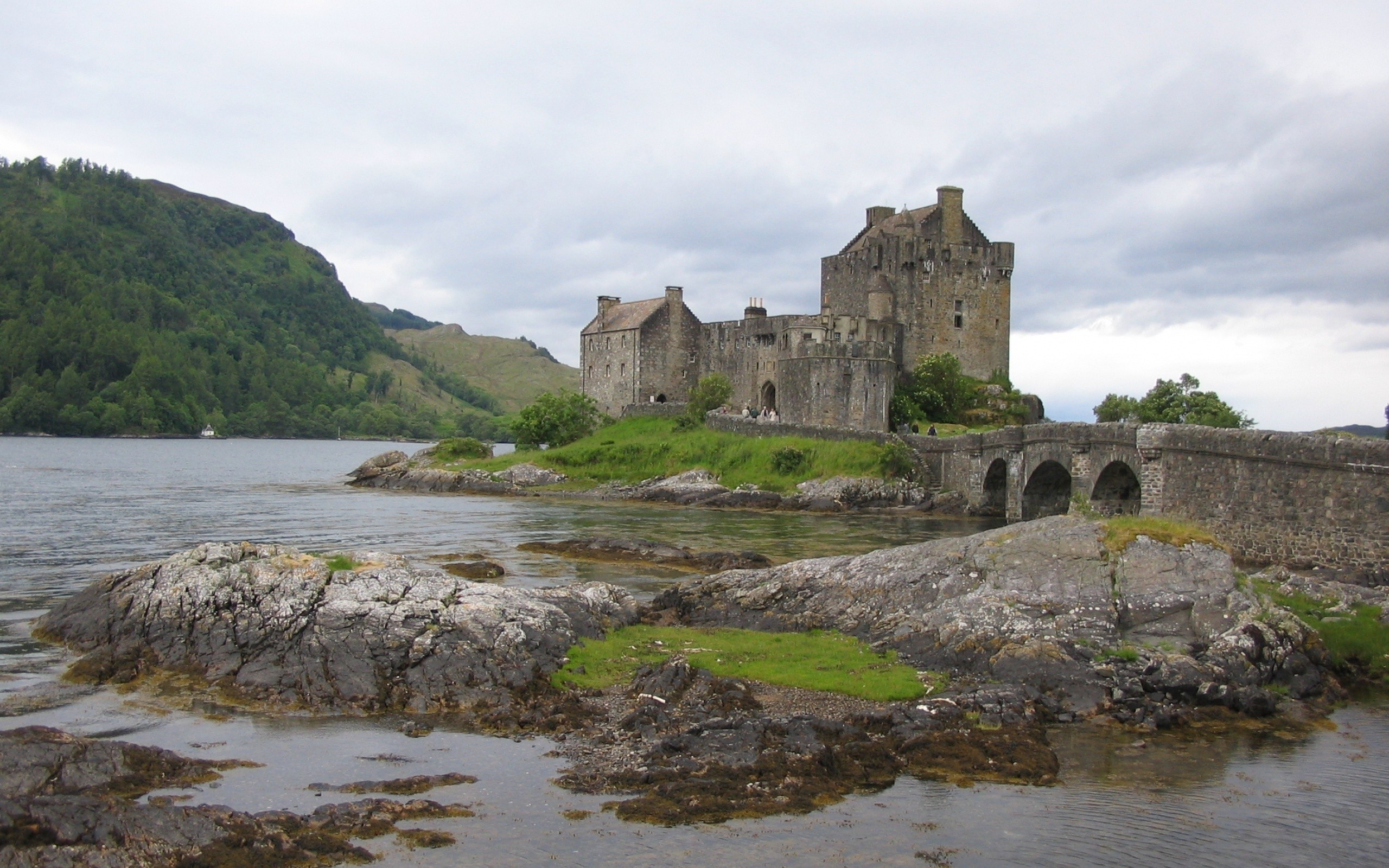 Castle Old Building Landscape Eilean Donan Scotland Medieval 2560x1600