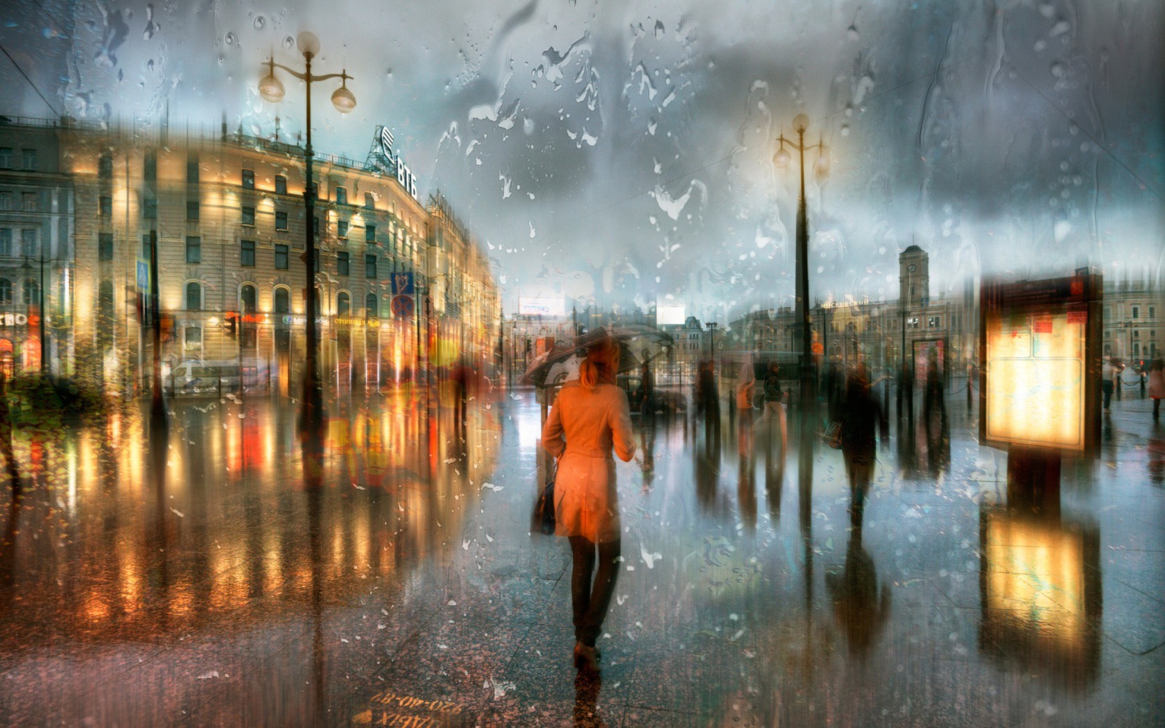 St Petersburg People City Rain HDR Reflection 1680x1050