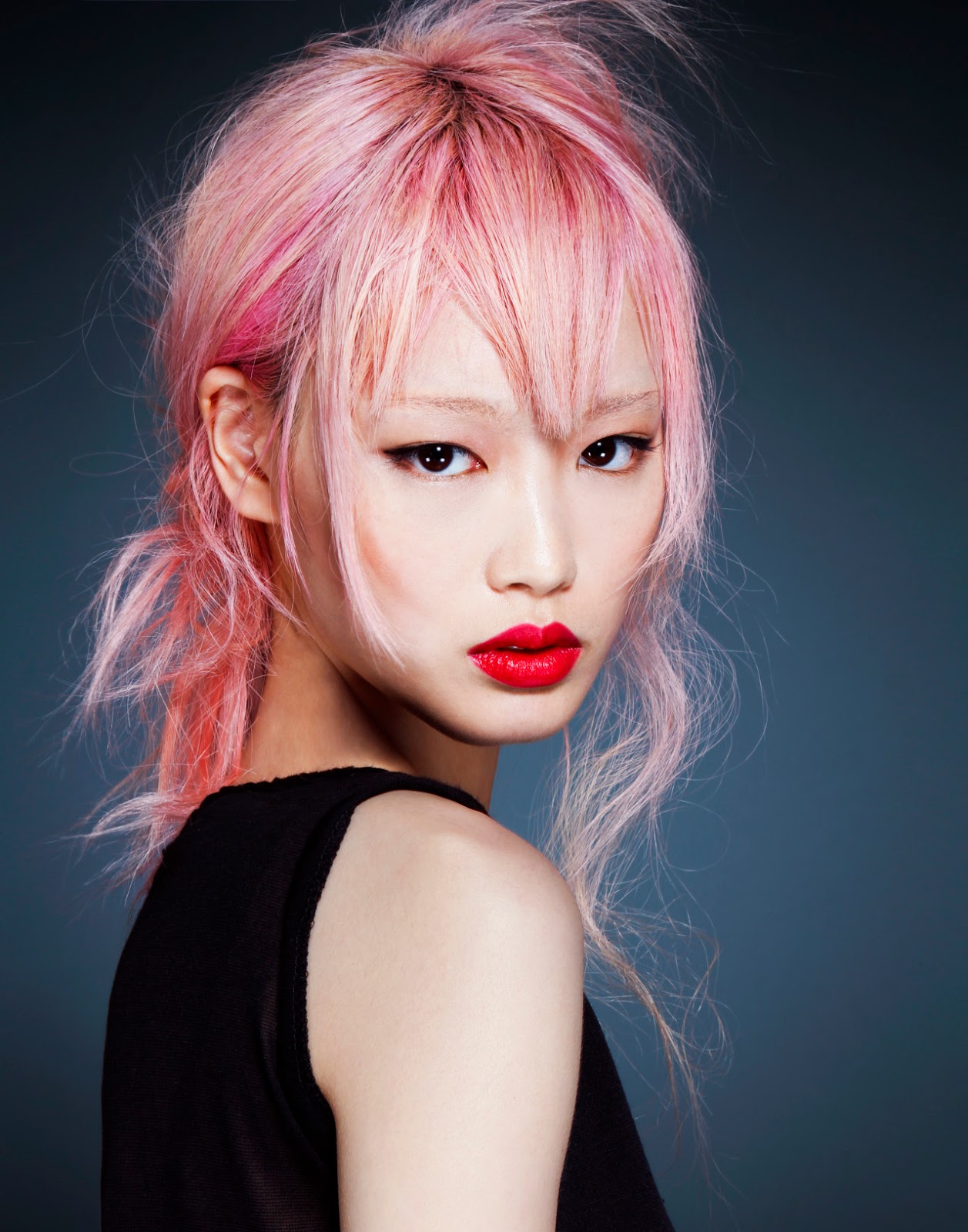 Fernanda Ly Women Model Asian Pink Hair Simple Background Gradient Red Lipstick 1257x1600