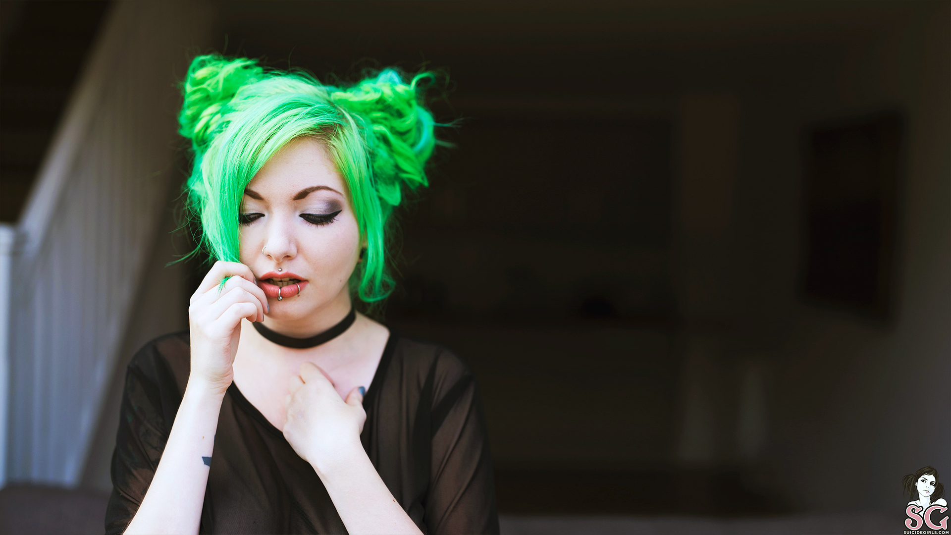 Green Hair Dyed Hair Women Pierced Lips Face Tattoo 1920x1080