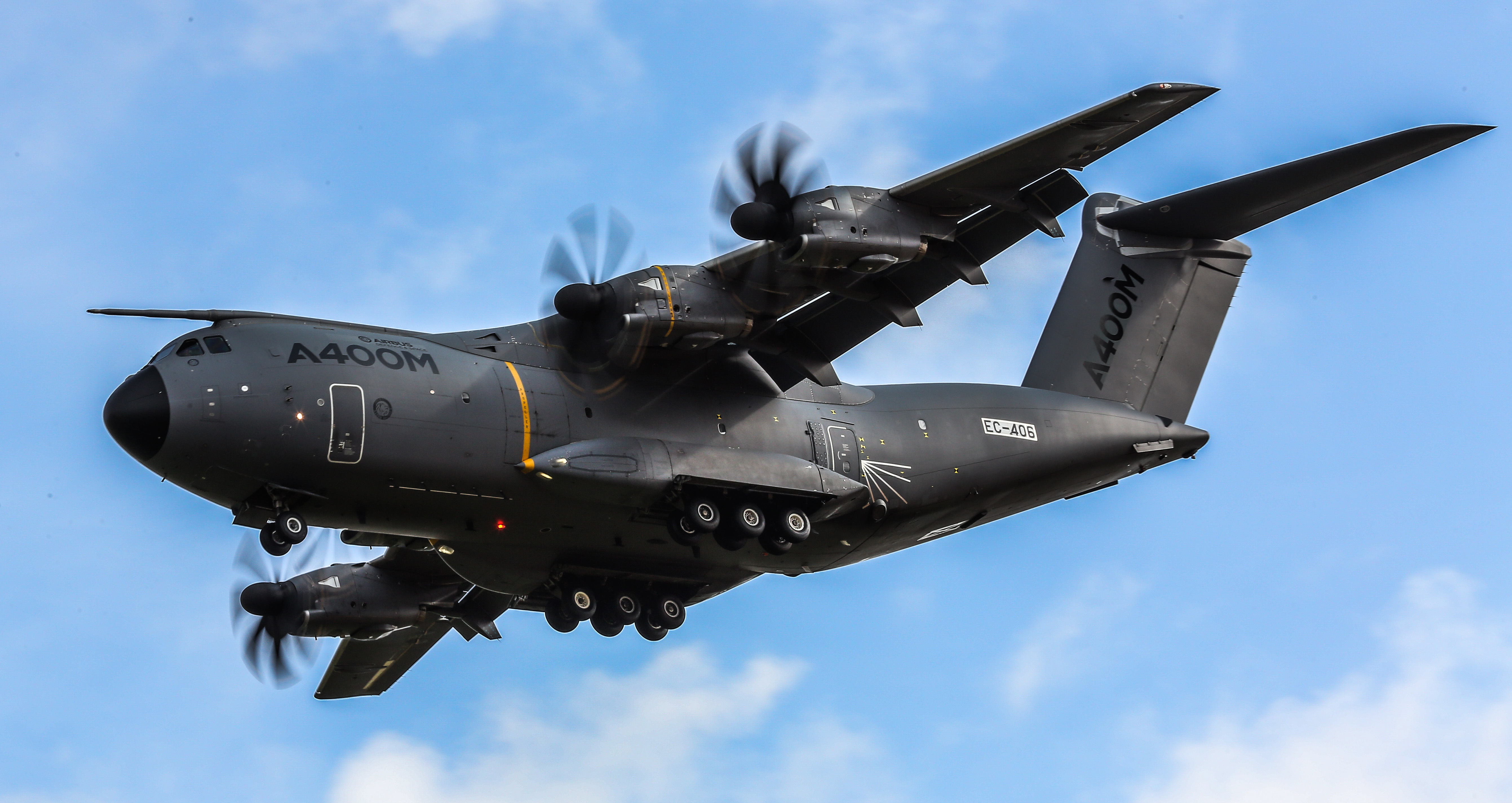 Airbus A400M Airbus Transport Aircraft Airplane 5365x2850