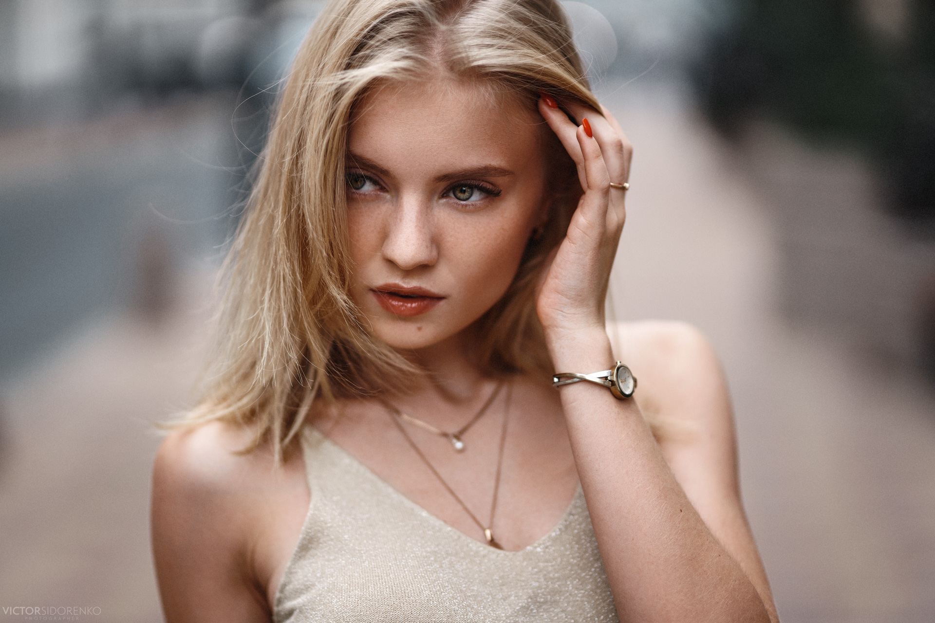 Katrin Enina Victor Sidorenko Women Model Blonde Touching Hair Bokeh Outdoors Tank Top Necklace Look 1920x1280