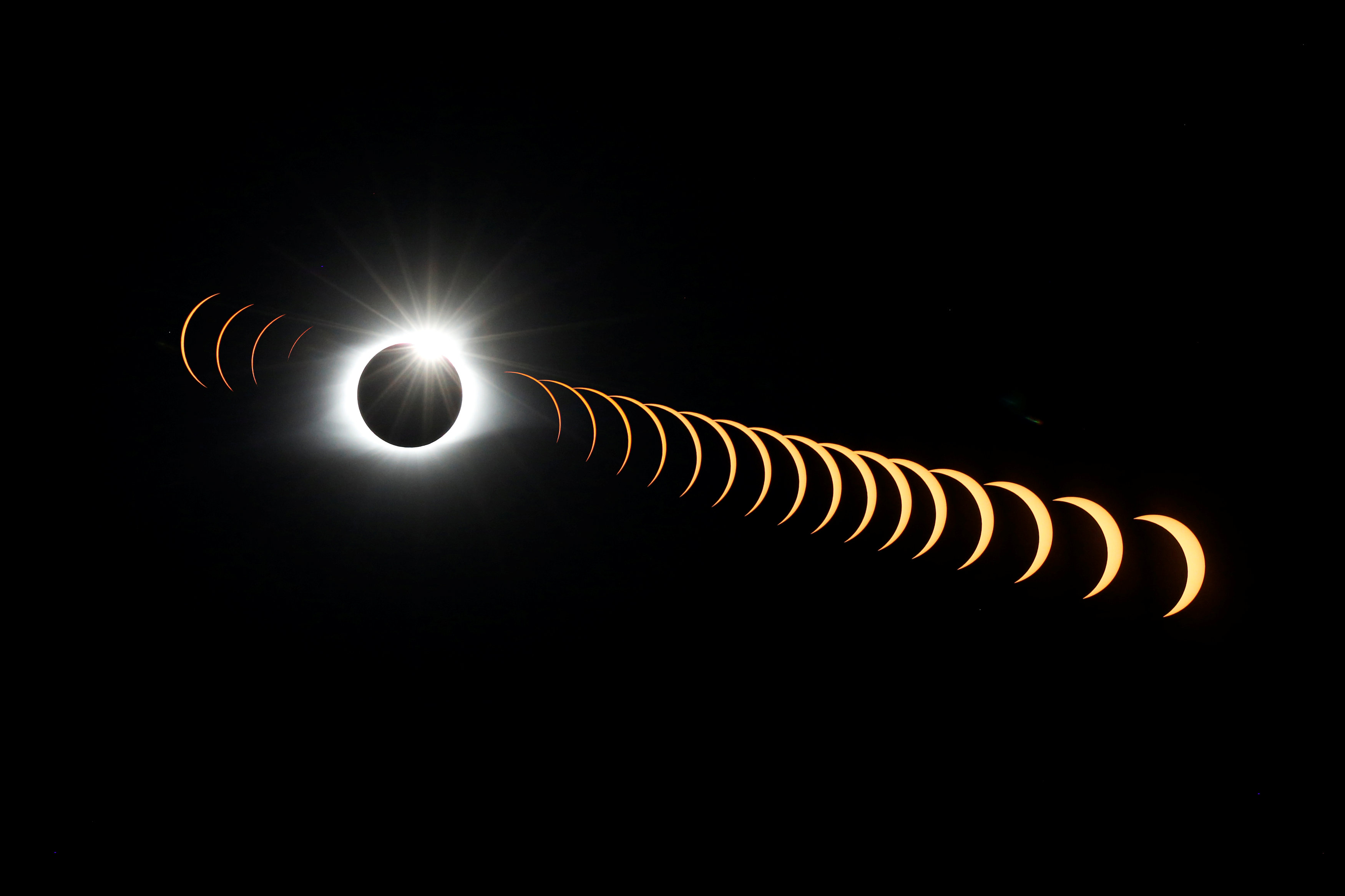 Moon Black Background Sky Photography Sun Sun Rays Eclipse Solar Eclipse Collage 3500x2334